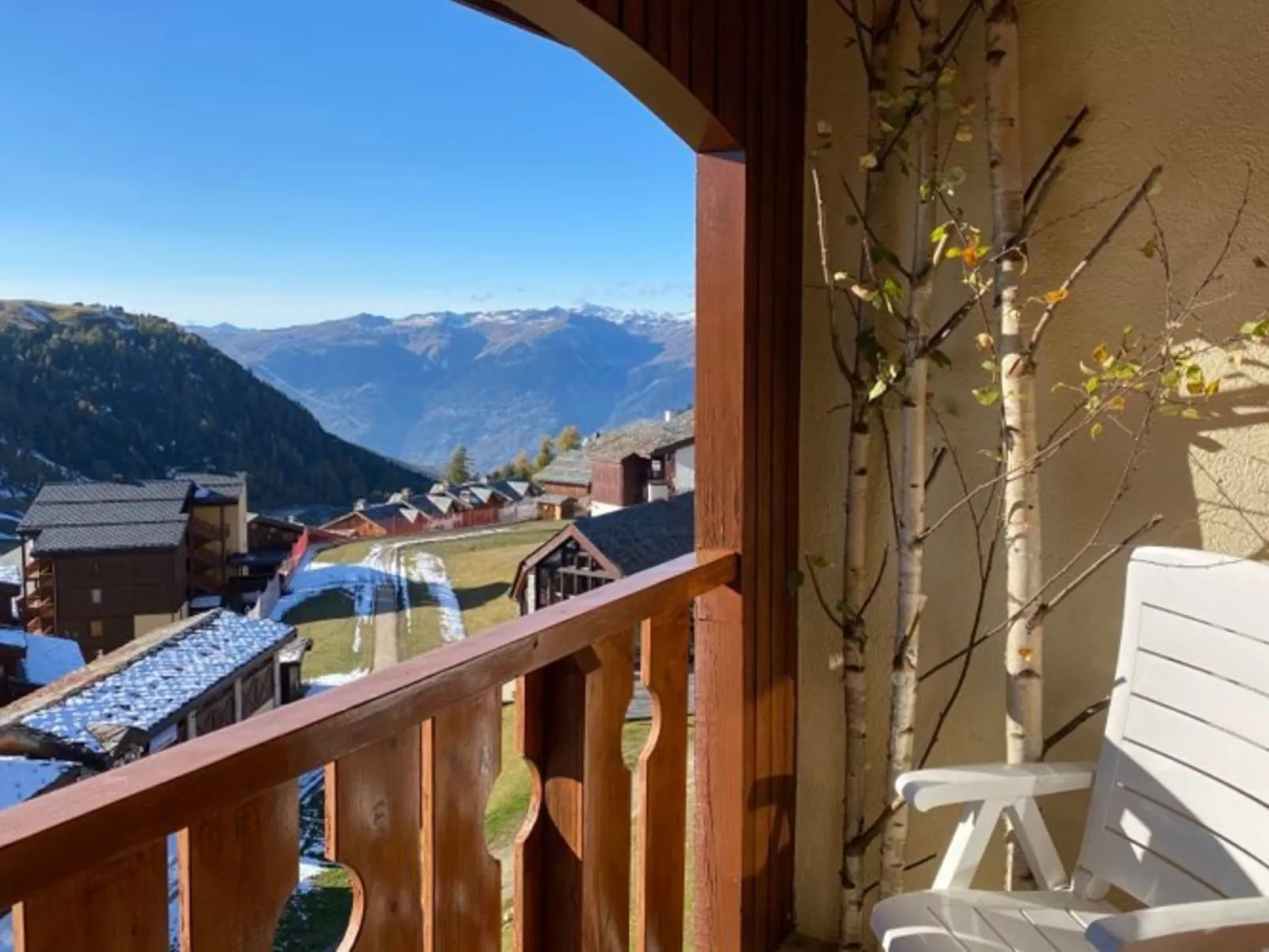 Ruhige Duplex-Wohnung bestehend aus 2 Zimmern-Buiten