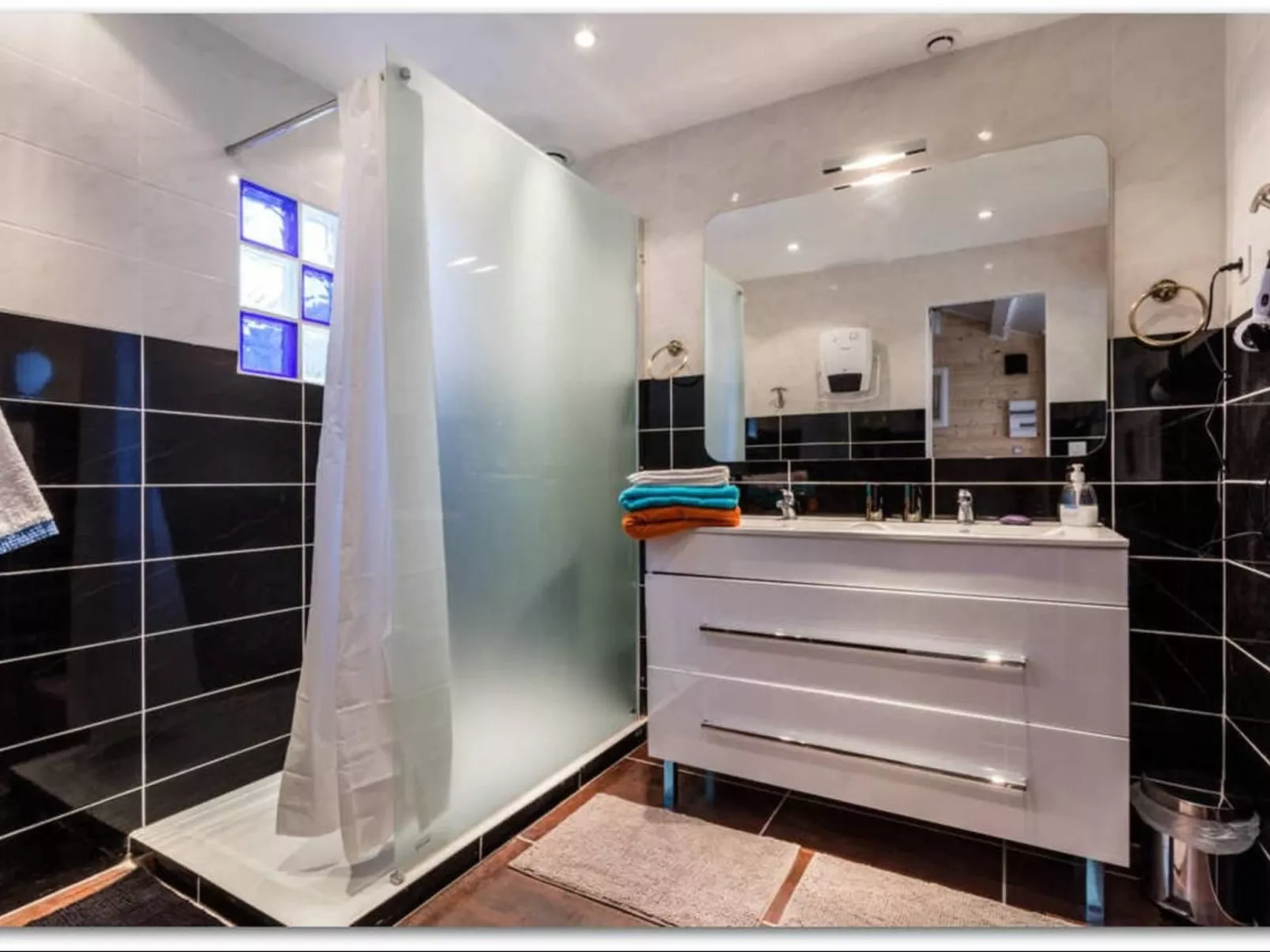 Mit eigenem Parkplatz-Image-tags.info