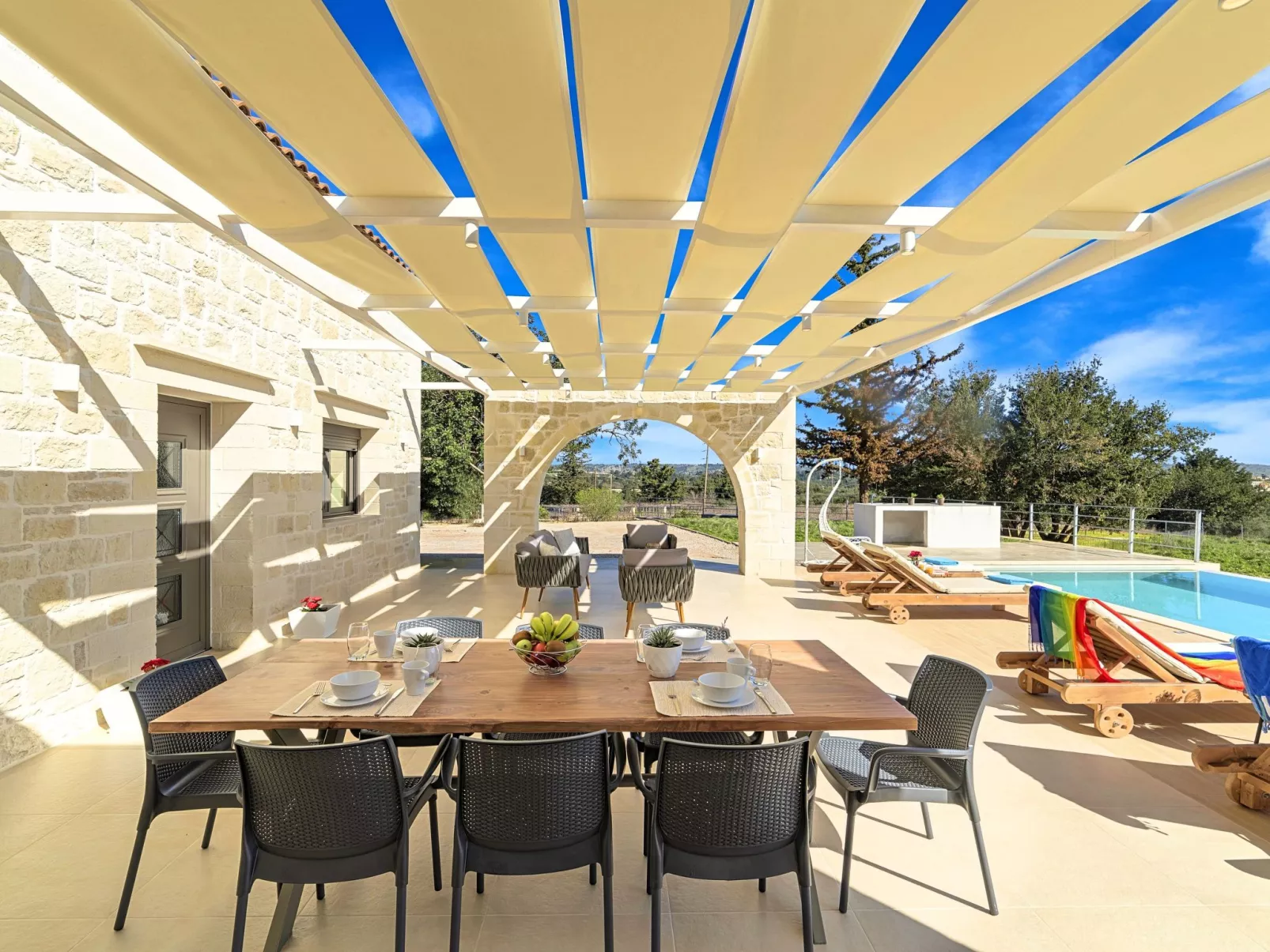 Orientem Villa Beheizter Pool-Image-tags.info