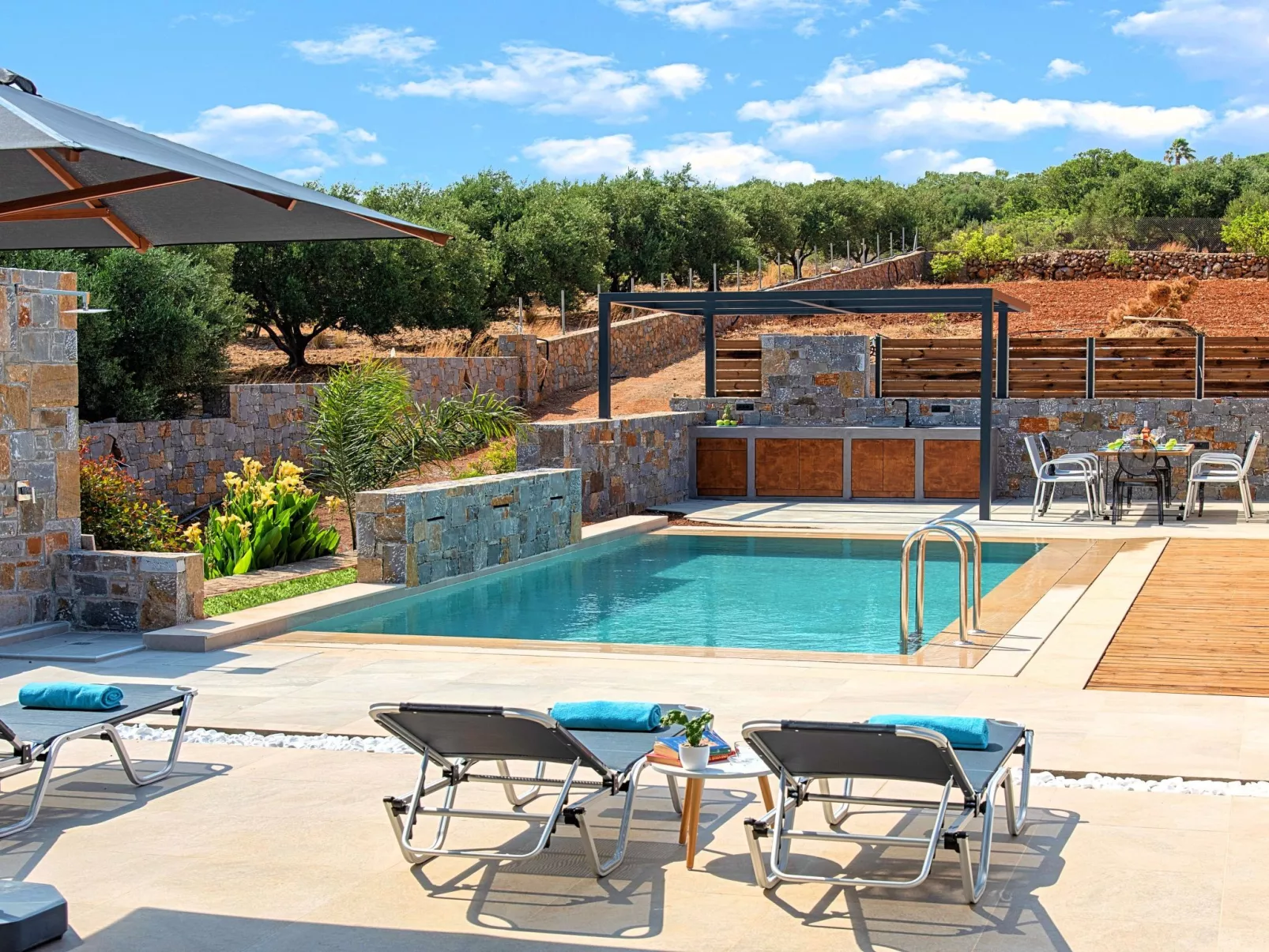 Für 12 Personen in Sisi, Kreta (Ost-Kreta)-Buiten