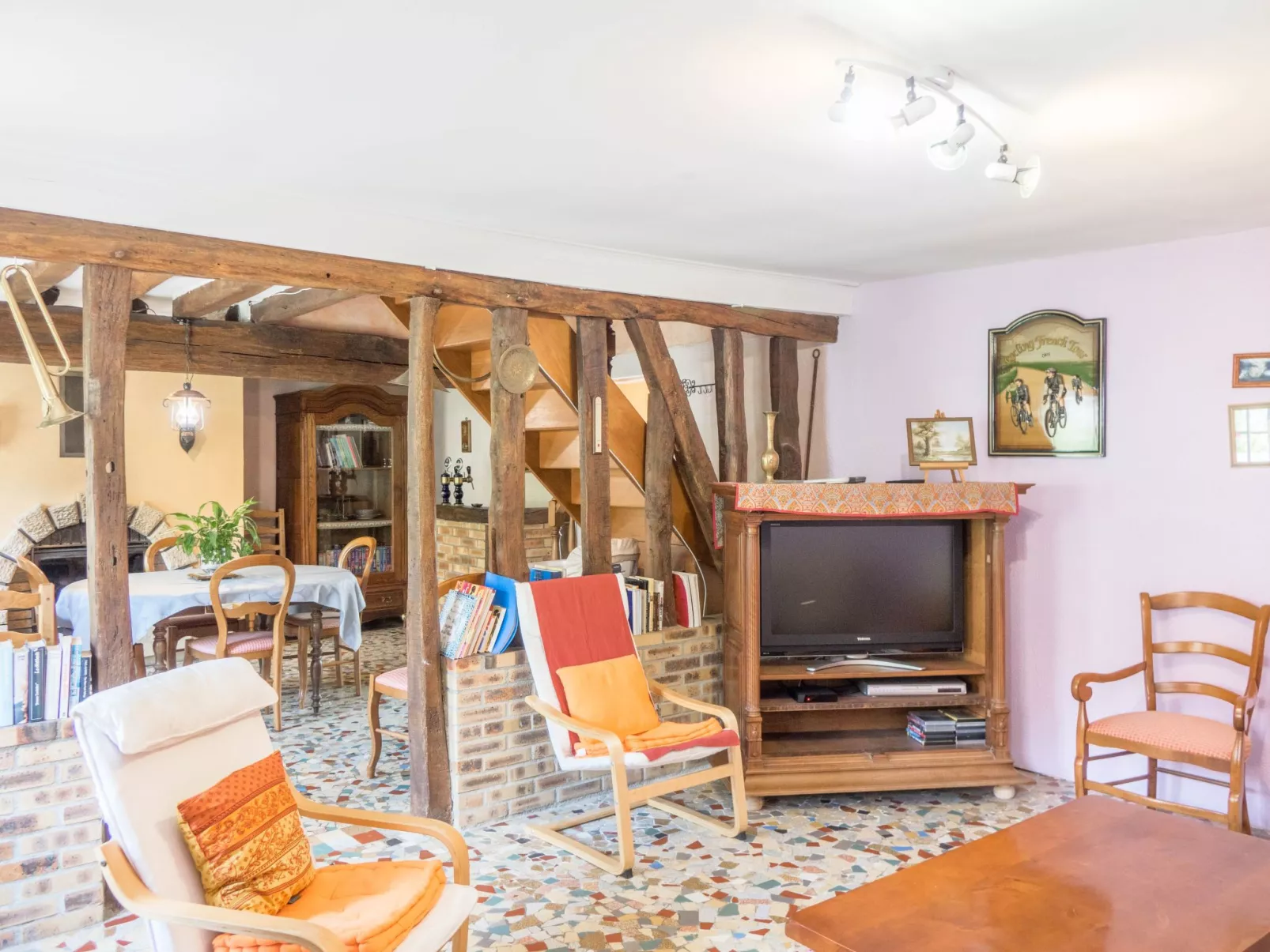 Gasthof Chantilly-Binnen