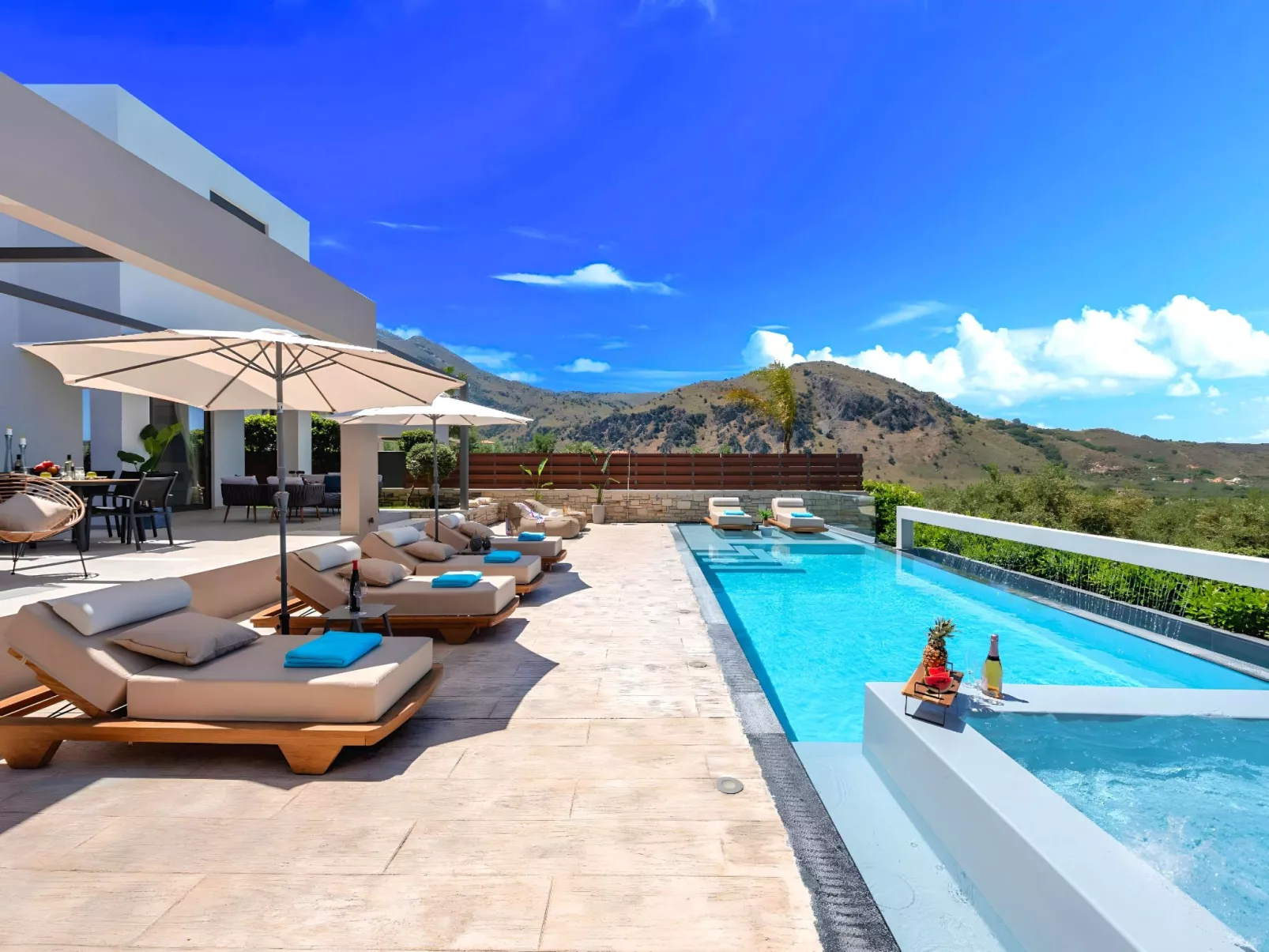 "Minoas Villa" mit Whirlpool-Image-tags.info