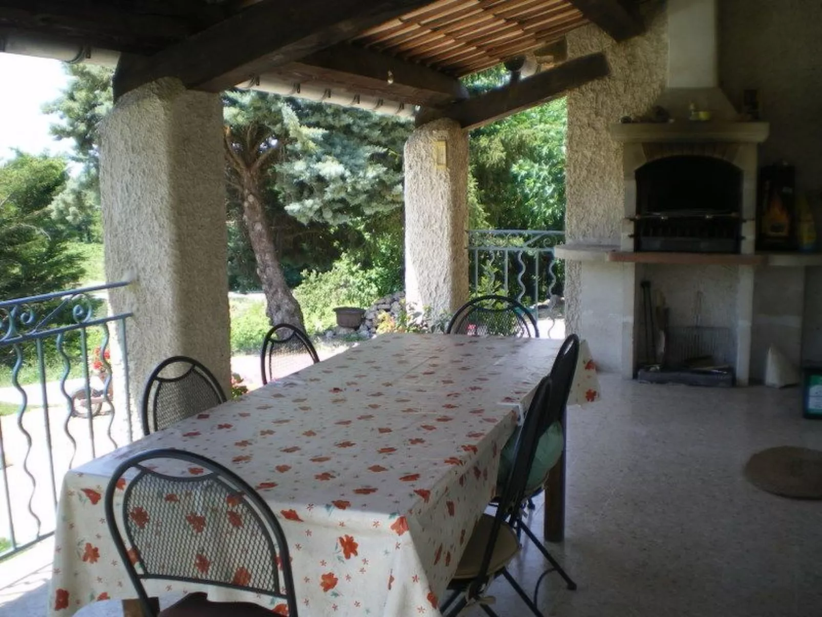 Haus auf dem Land in ruhiger Lage mit privatem Pool-Image-tags.info