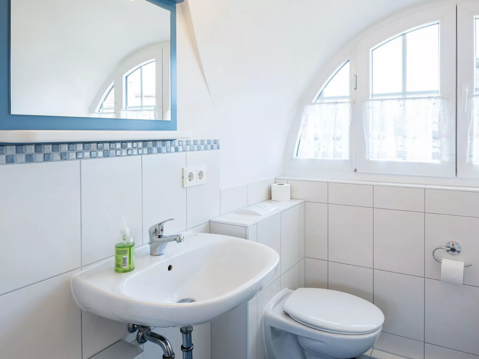 Reethaus Elster mit Whirlpool und Sauna-Binnen