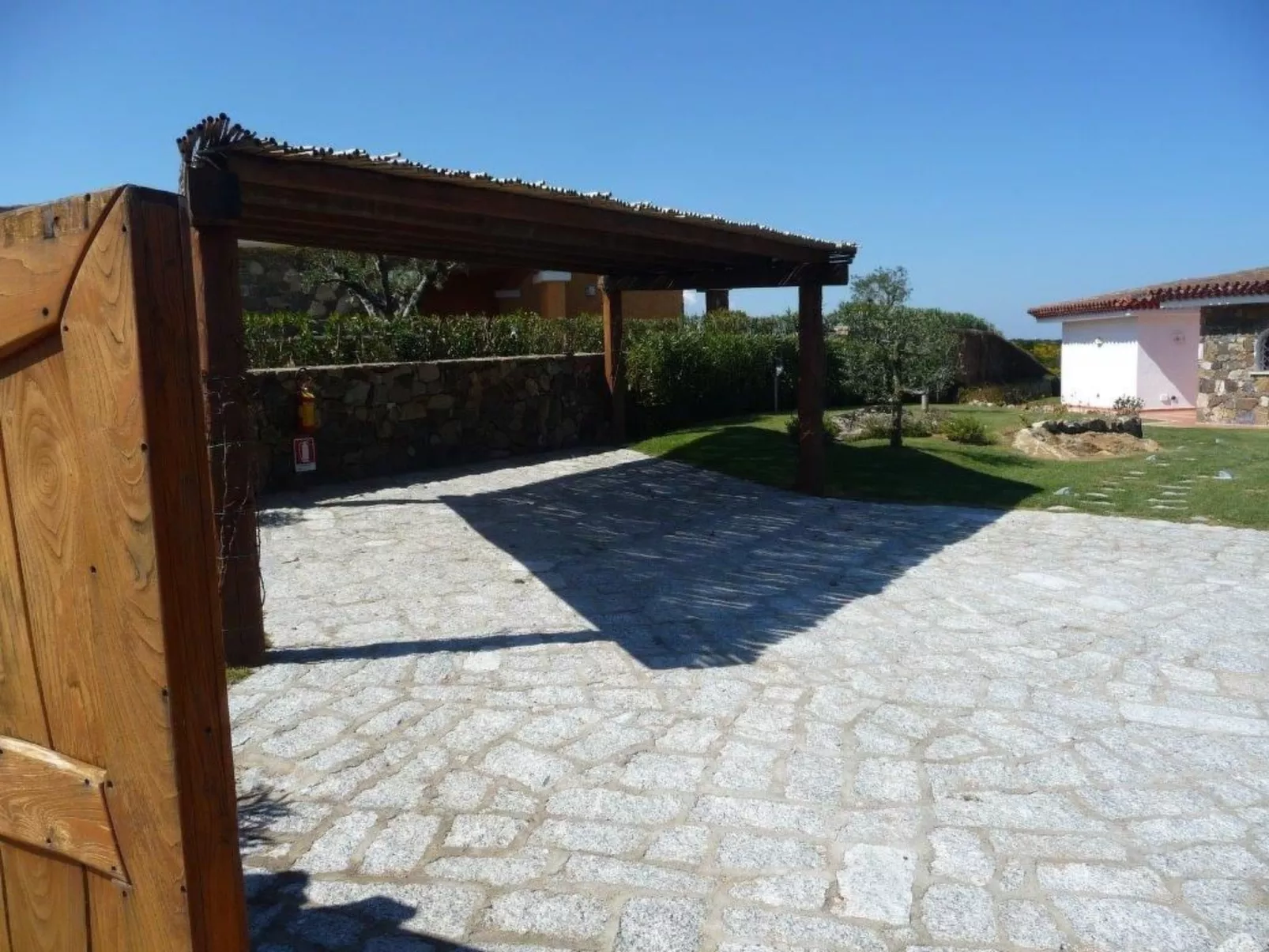 Villa Smeralda mit privatem Pool und atemberaubendem Blick auf den Maddalena-Ar-Buiten