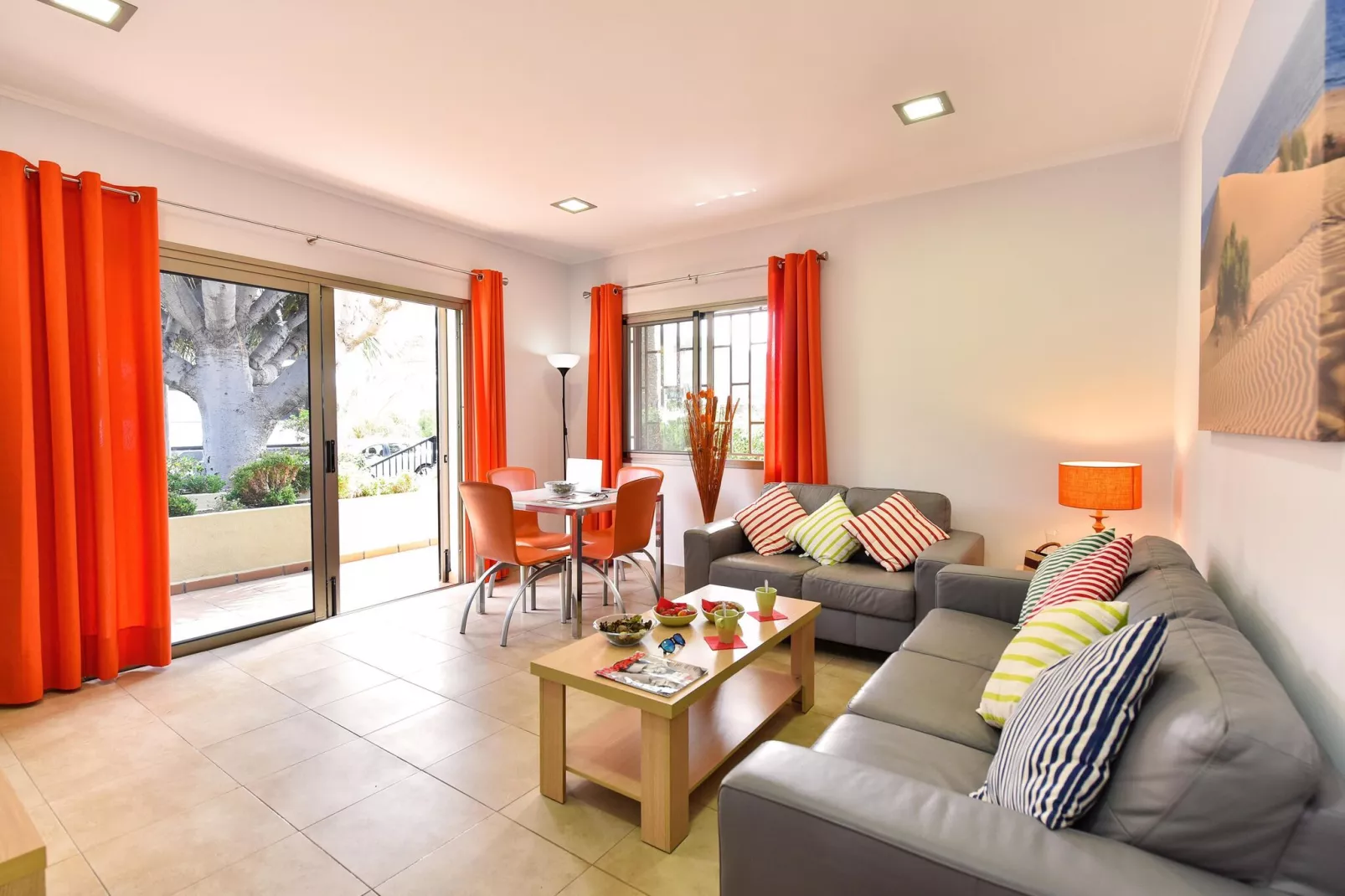 Beach House Adelfas-Woonkamer