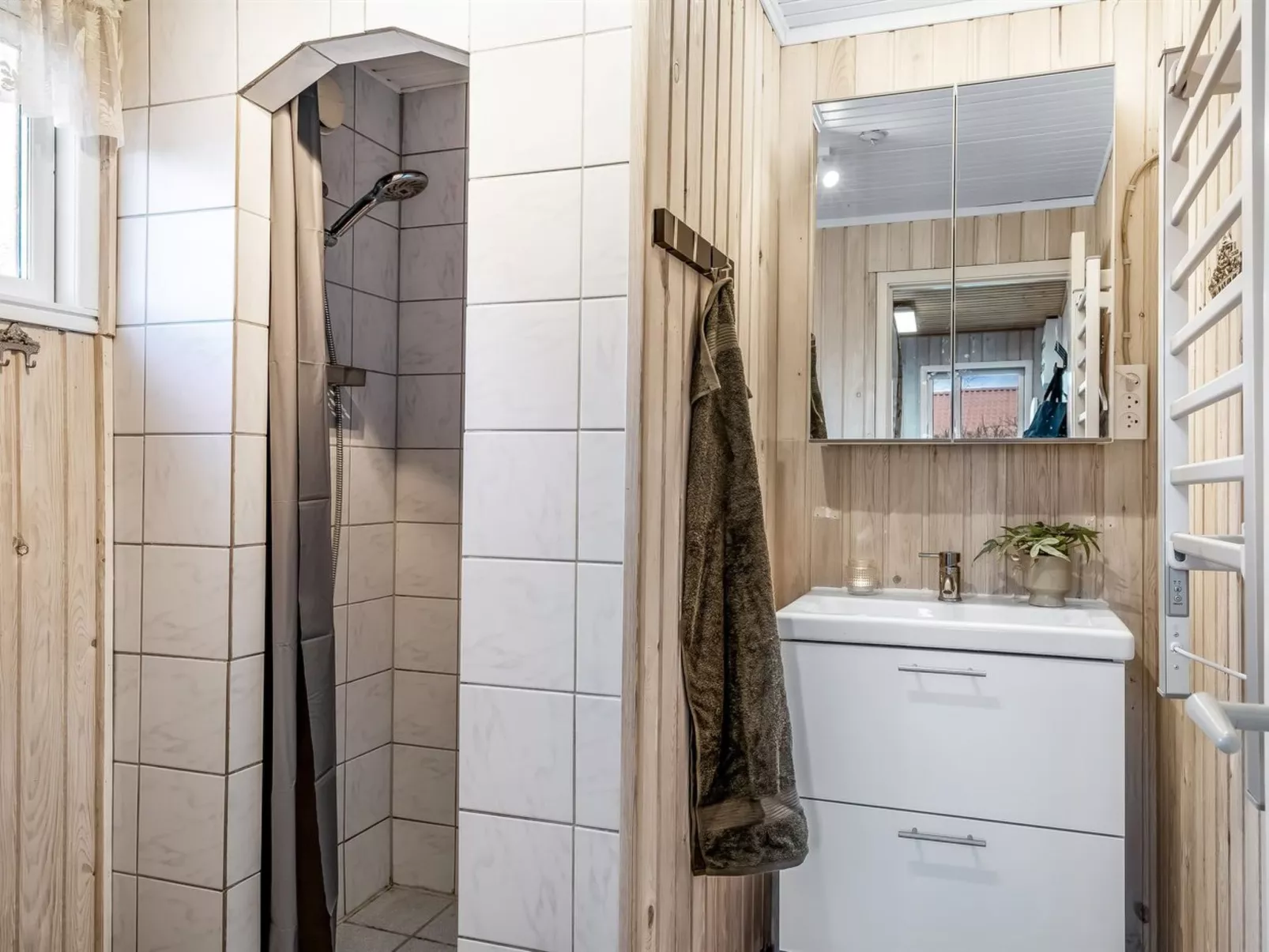 "Karelia" - 800m from the sea-Binnen