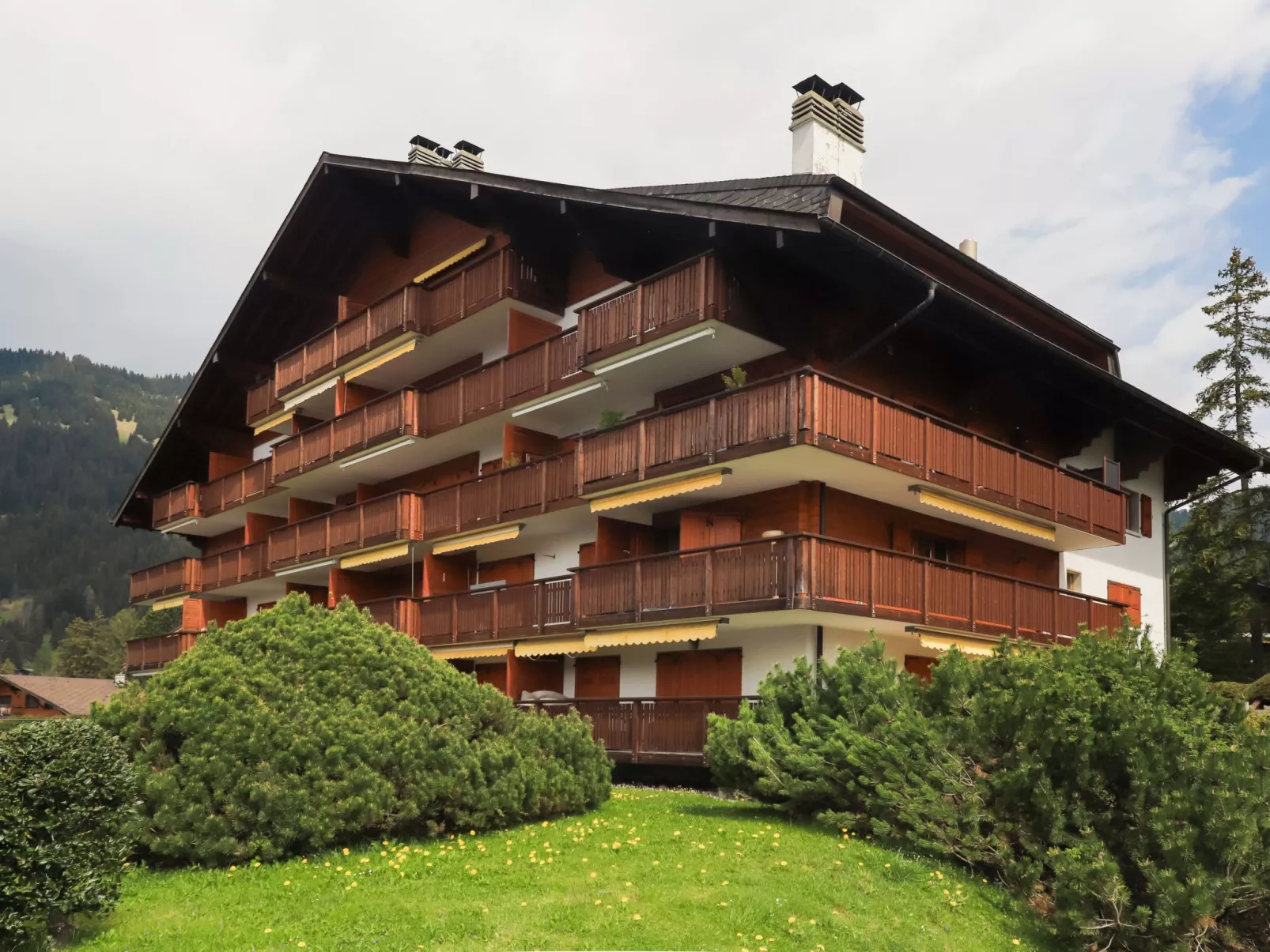 Grand Hôtel A10 - Buiten