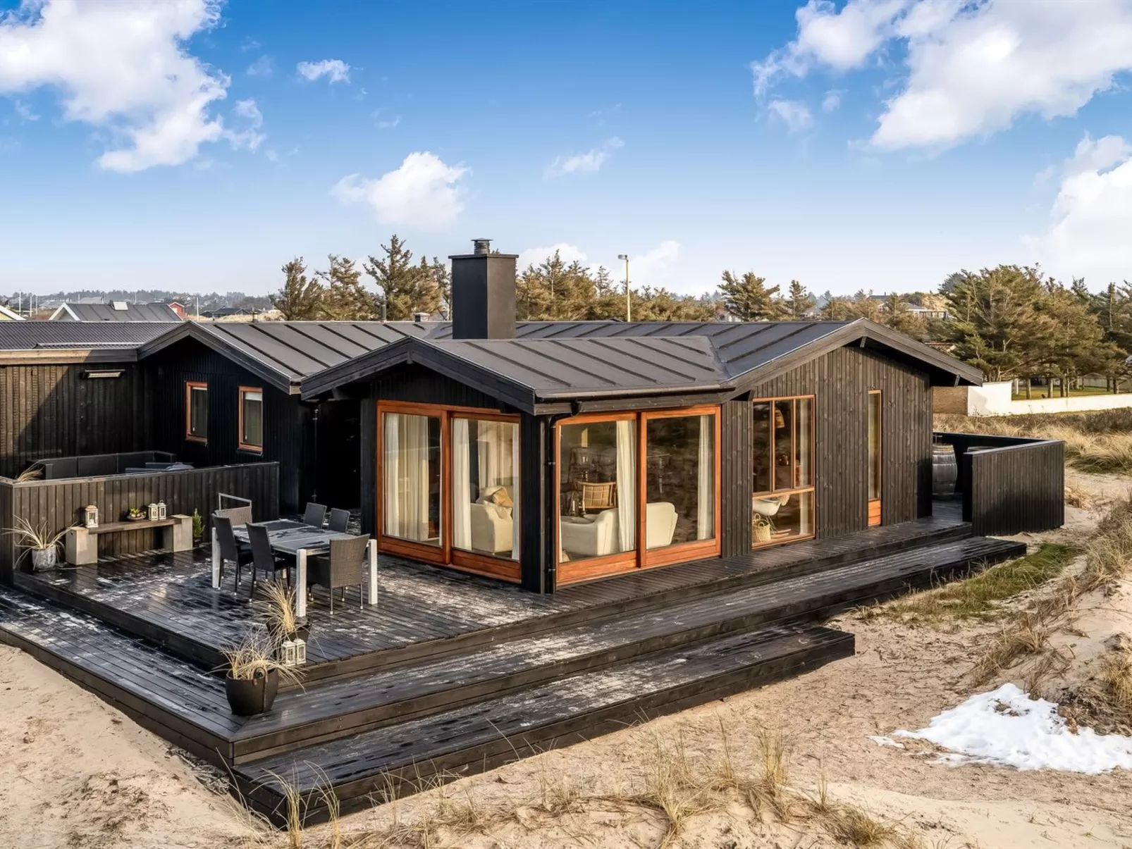 "Kiina" - 100m from the sea