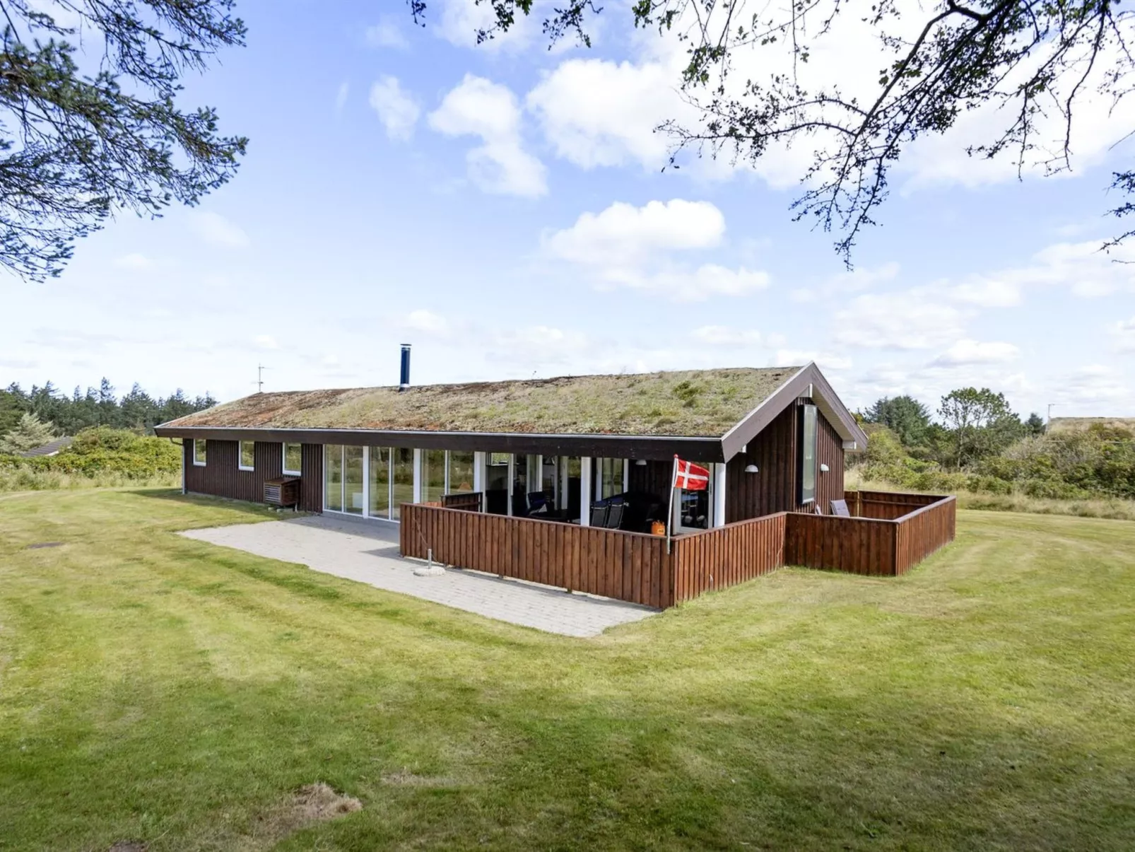 "Joris" - 1.5km from the sea