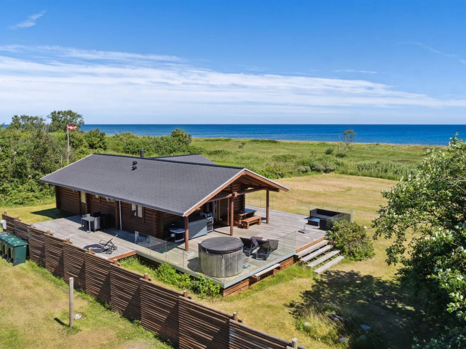 "Guthfast" - 50m from the sea