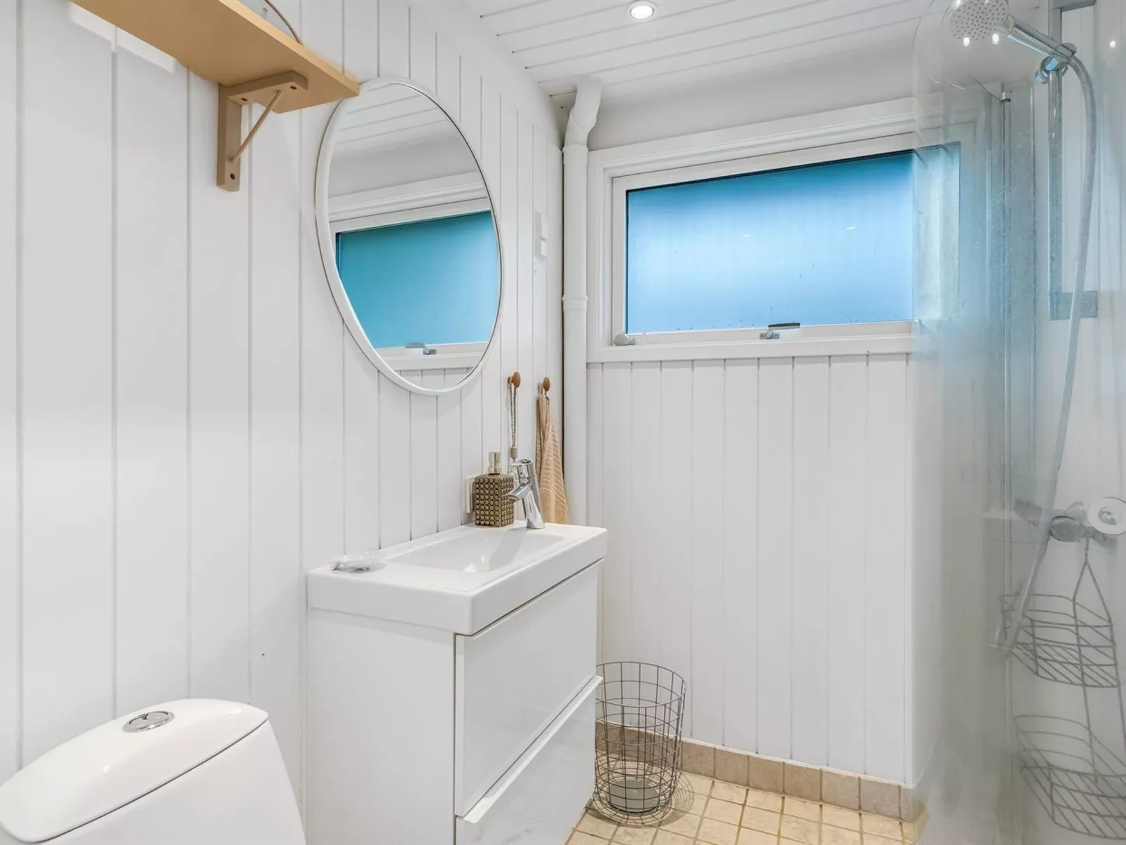 "Mintha" - 400m from the sea-Binnen