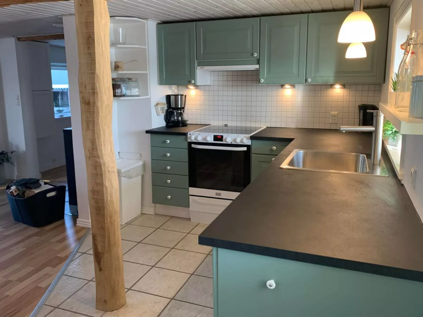 "Anneke" - 1.3km from the sea