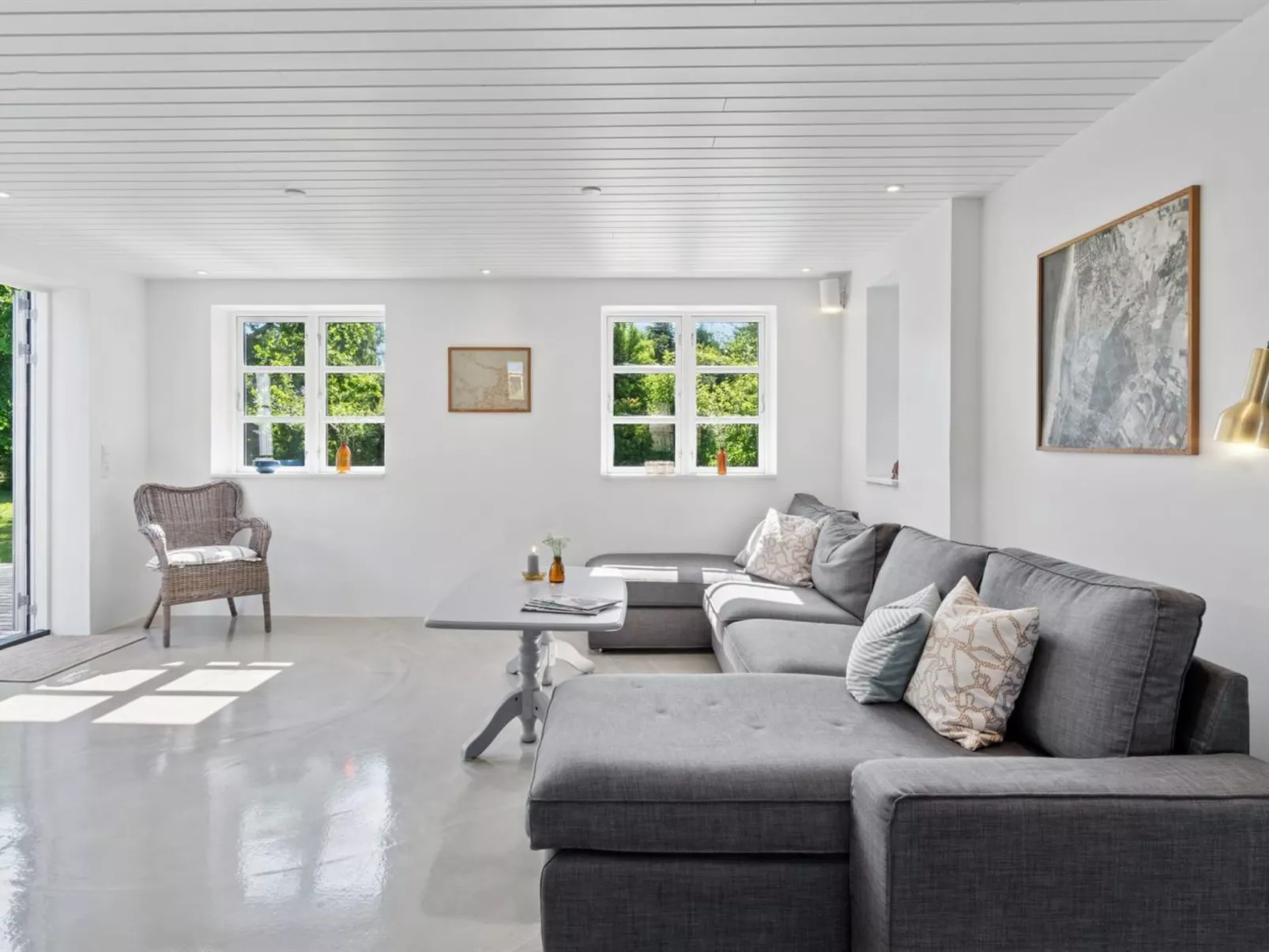 "Thrym" - 2.5km from the sea