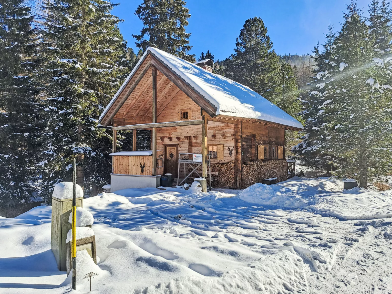 Zirbenwaldhütt´n-Buiten