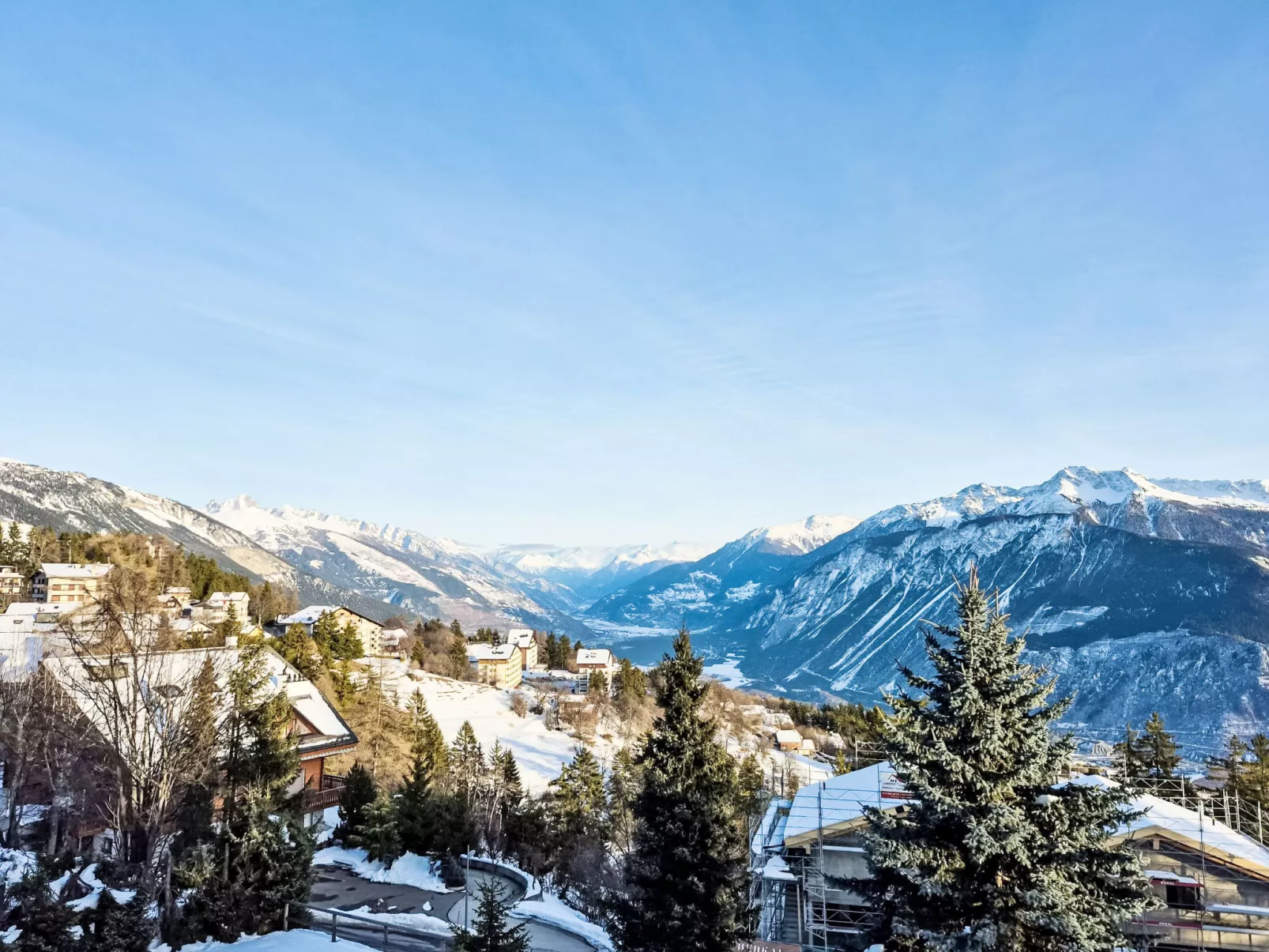 La Roseraie B 24-Buiten