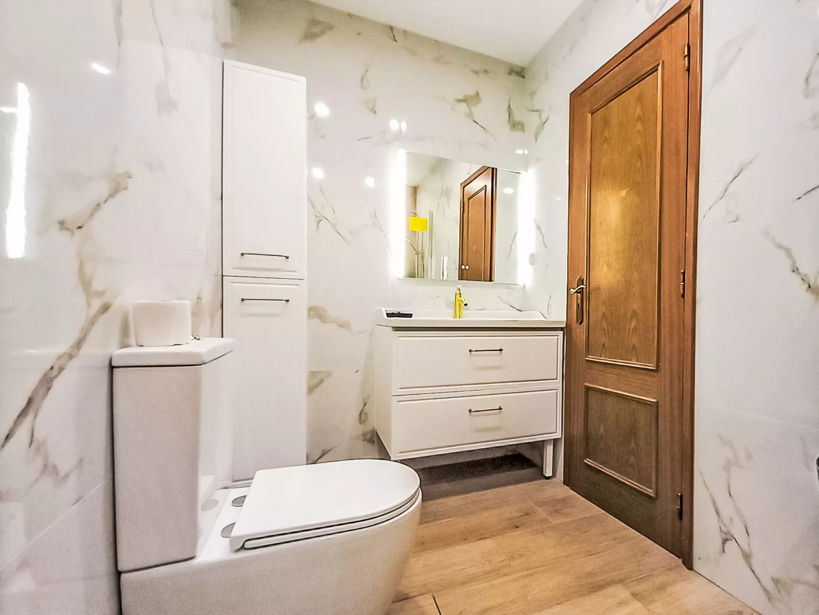 Manelito House - Sunny Way-Binnen