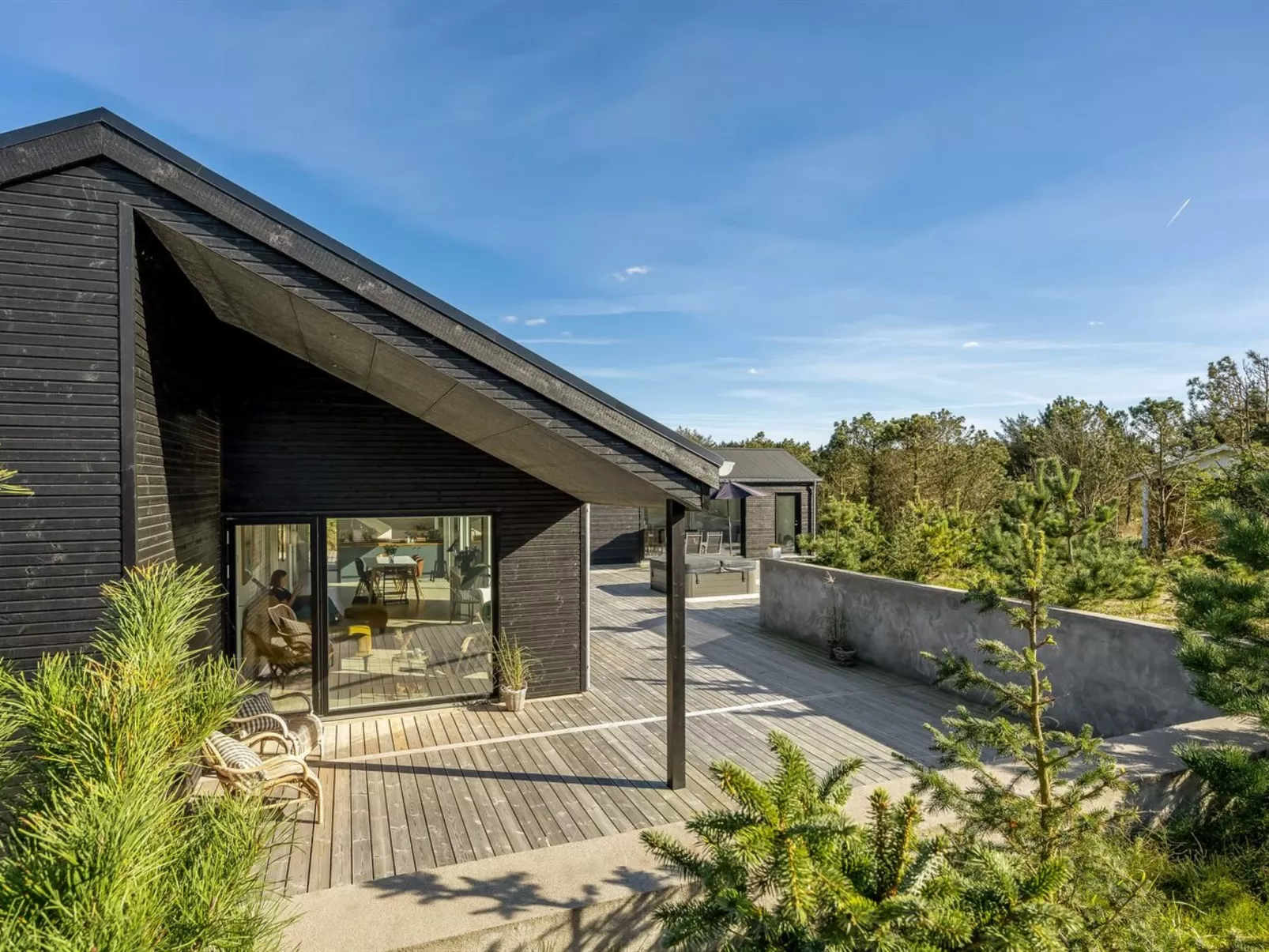 "Gudrid" - 400m from the sea