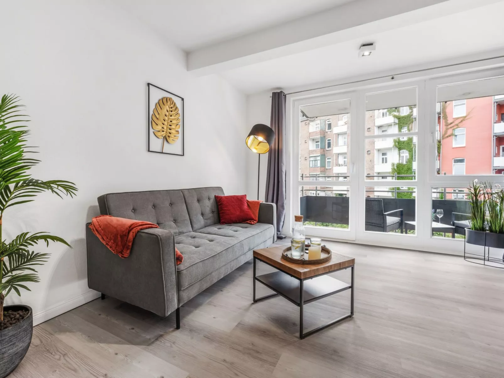 Appartement in Südfriedhof mit Großem Balkon