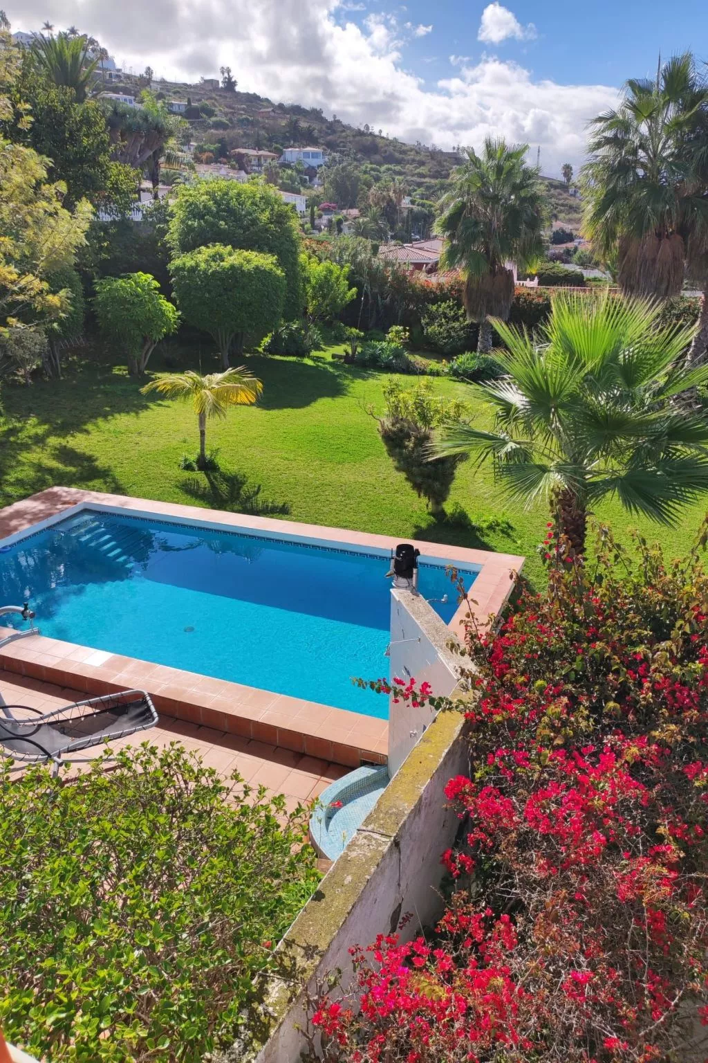 In El Sauzal mit Großem Pool und Meerblick