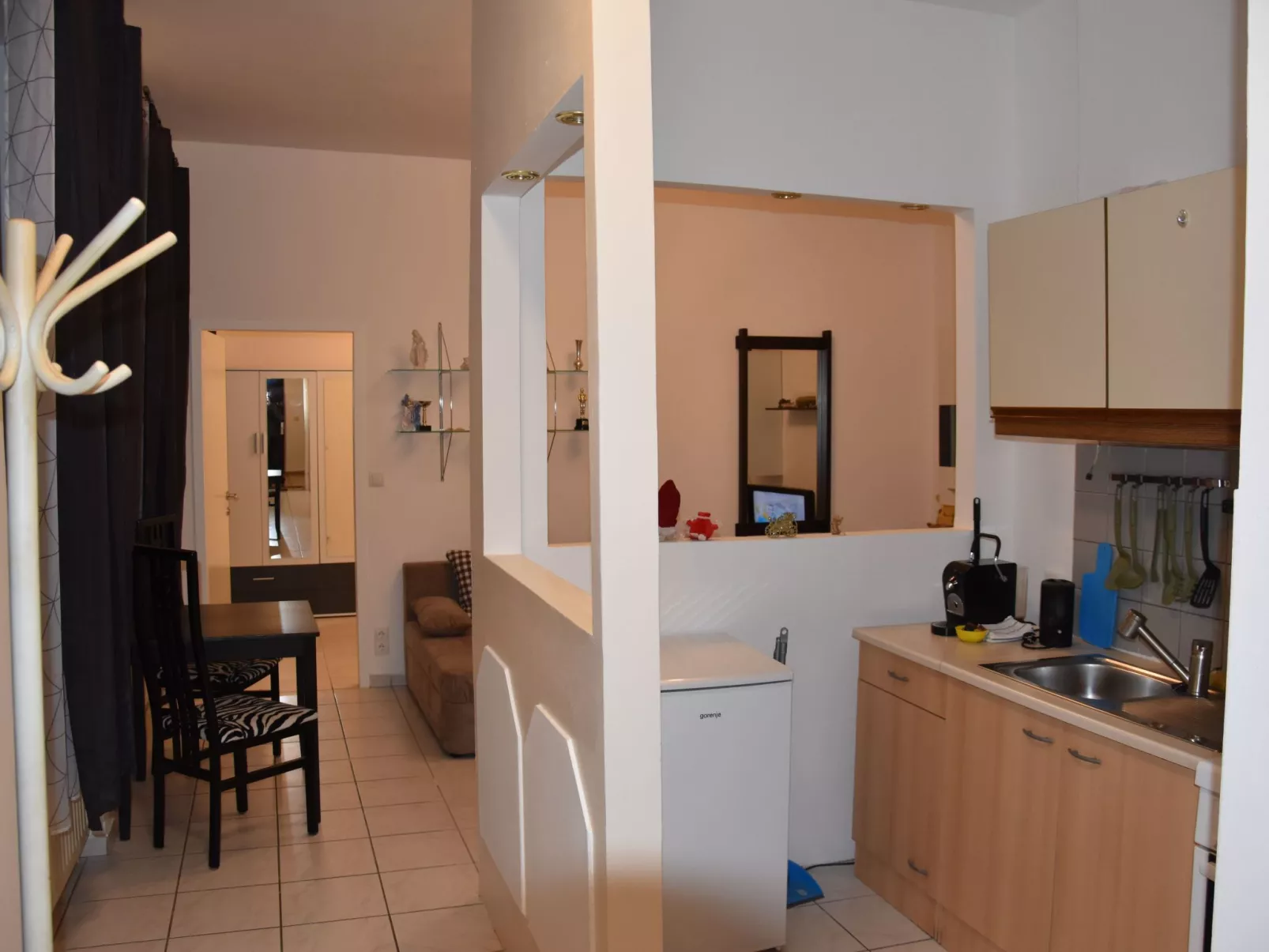 Charmante Wohnung in Fünfhaus mit Garten