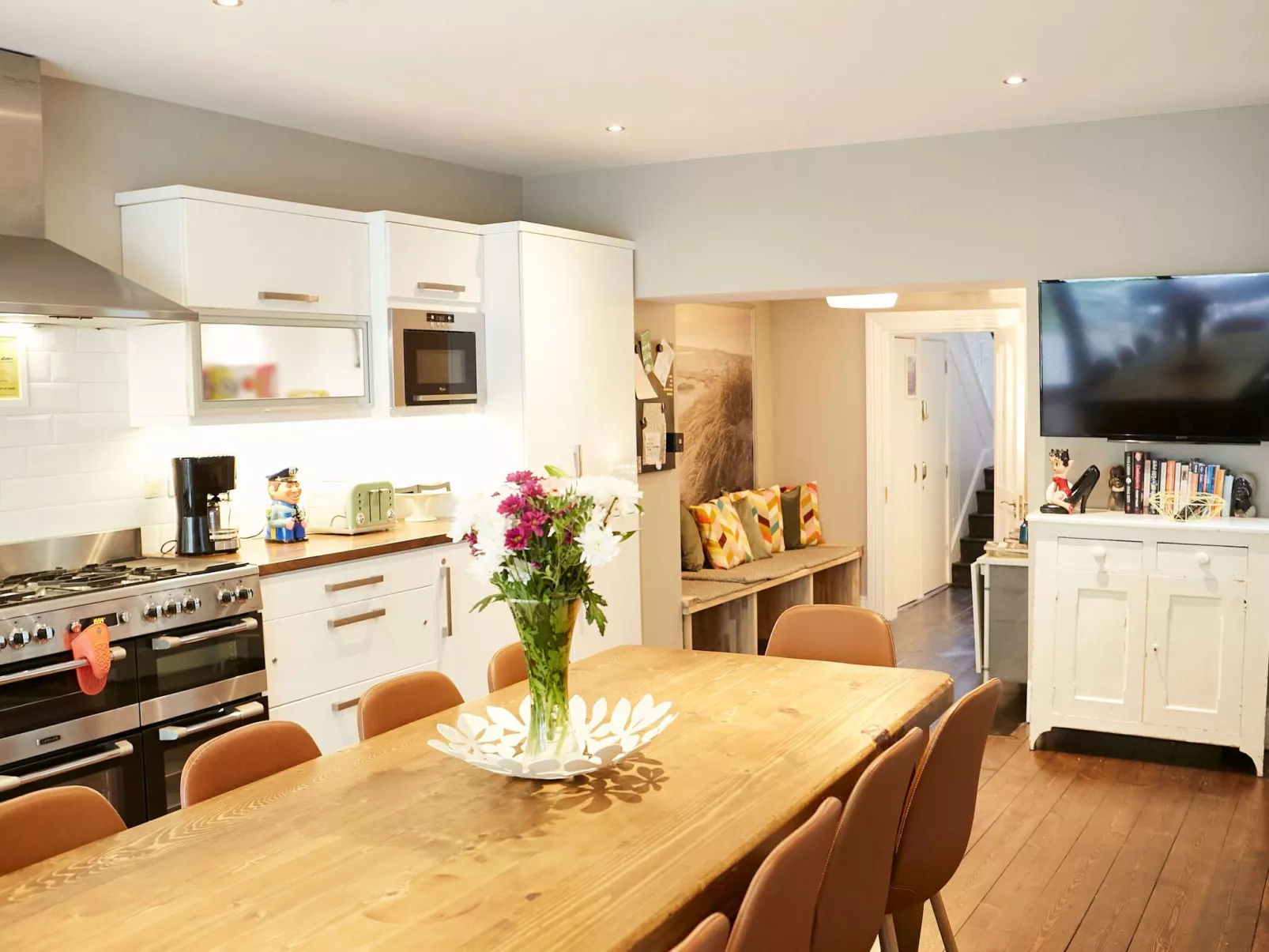 Gemütliches Haus für 10 Personen Stadt 15 Minuten zu Fuß Straßenbahn 5 Minuten