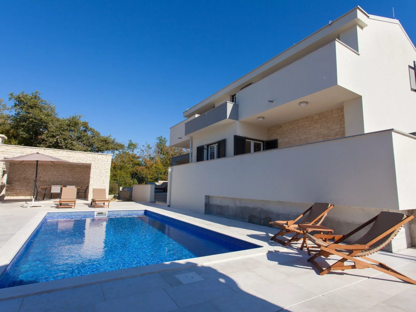 "Adrimar" mit privatem Pool