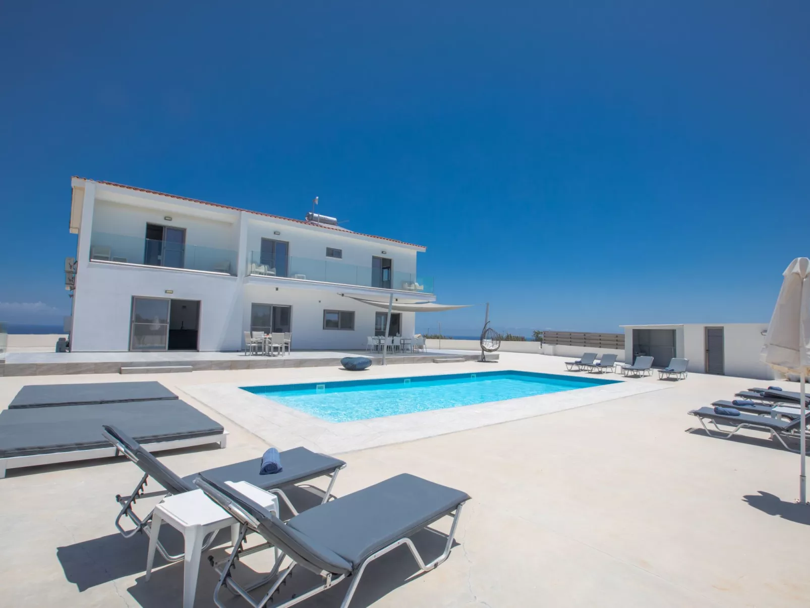 Geräumiges Ferienhaus für 12 Personen in Paralini