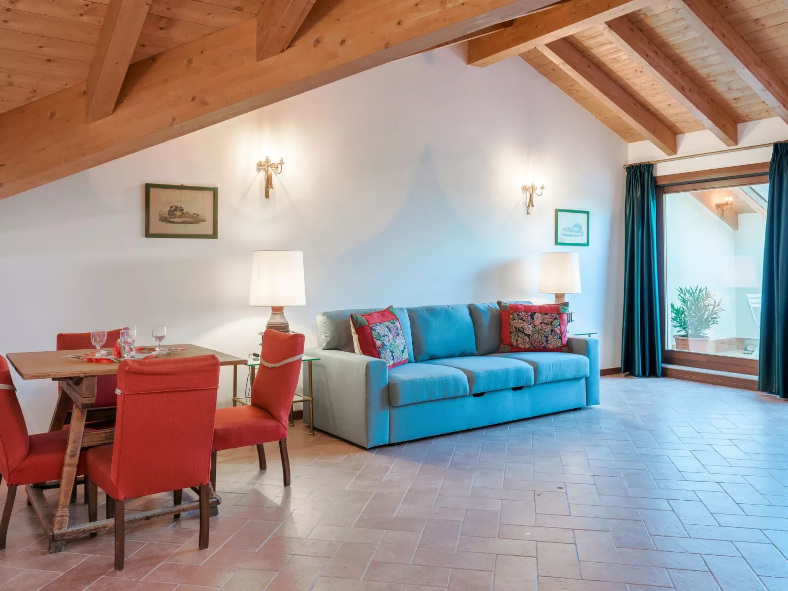 Penthouse - Doppelbett und Doppelschlafcouch