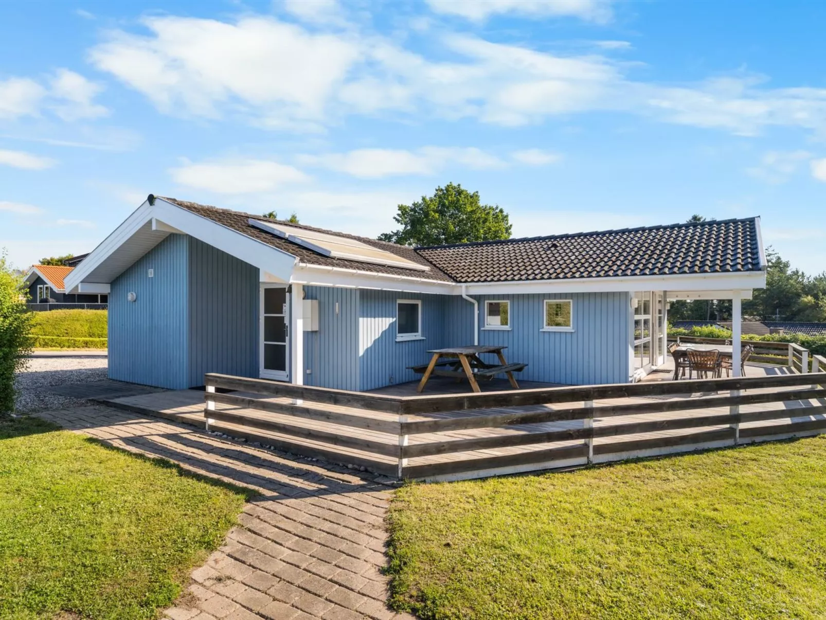 "Sybil" - 350m from the sea