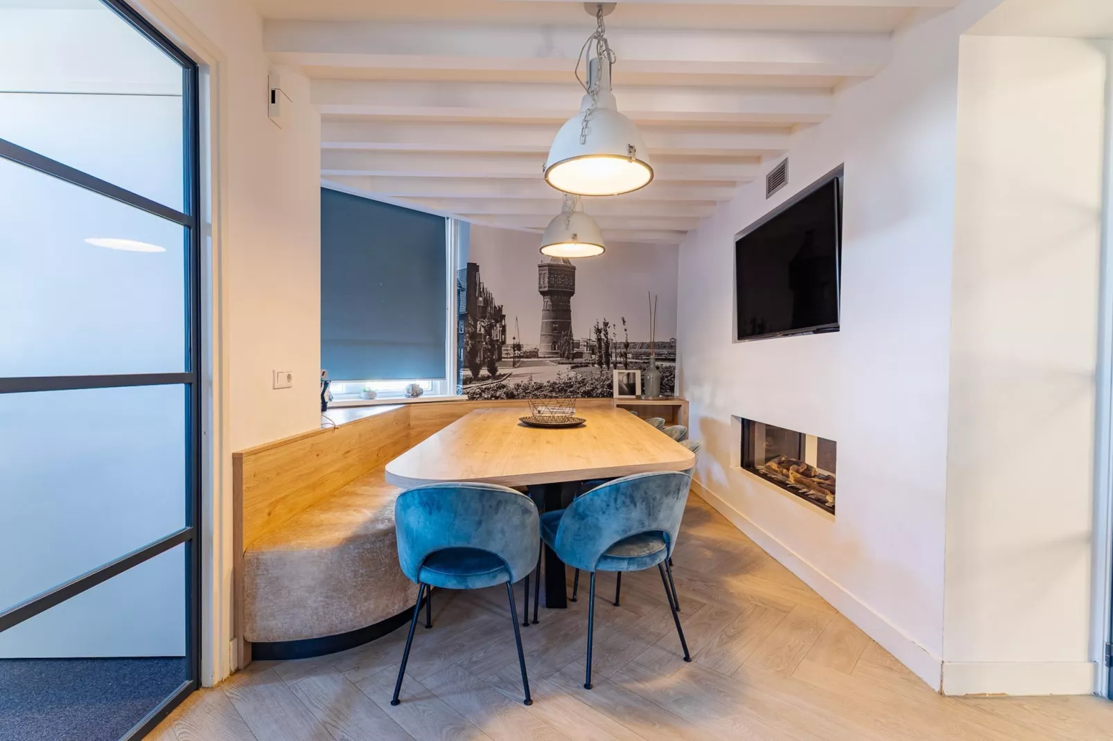 Watertoren Vlissingen 16 pax-Eetkamer