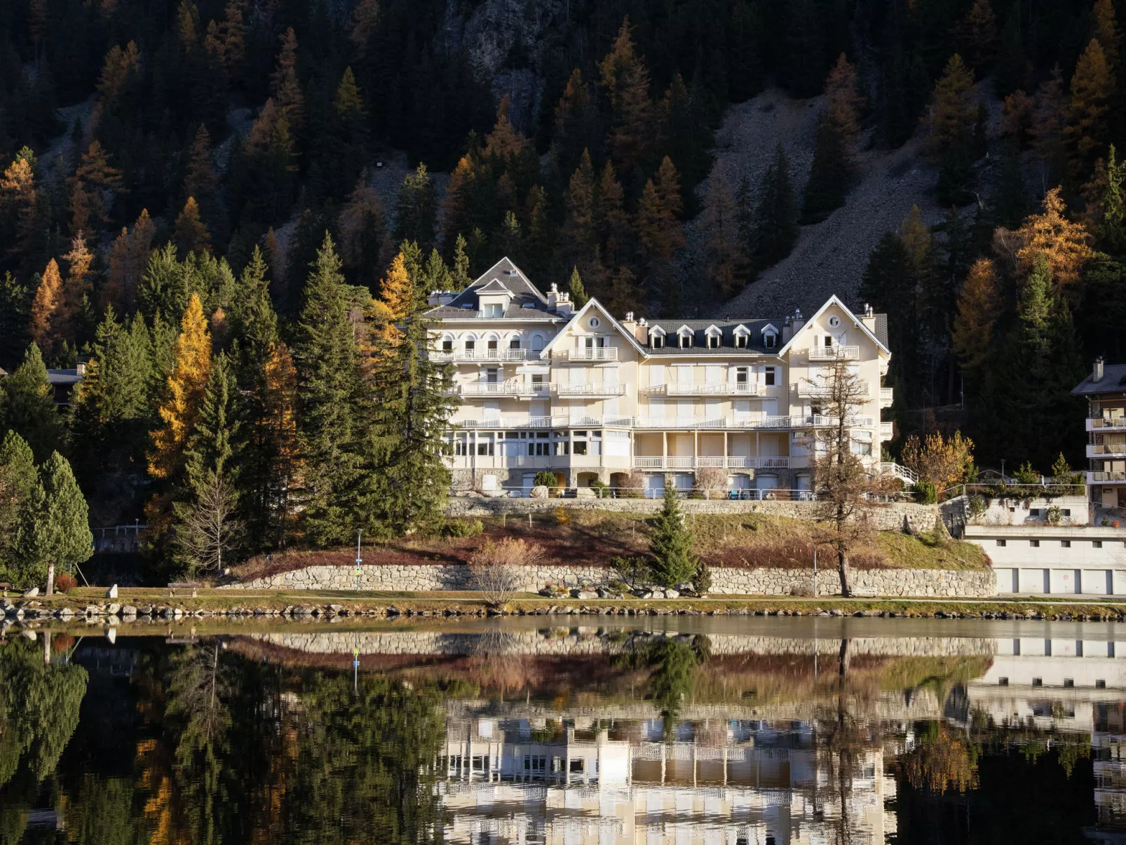 Alpes et Lac 40-Buiten
