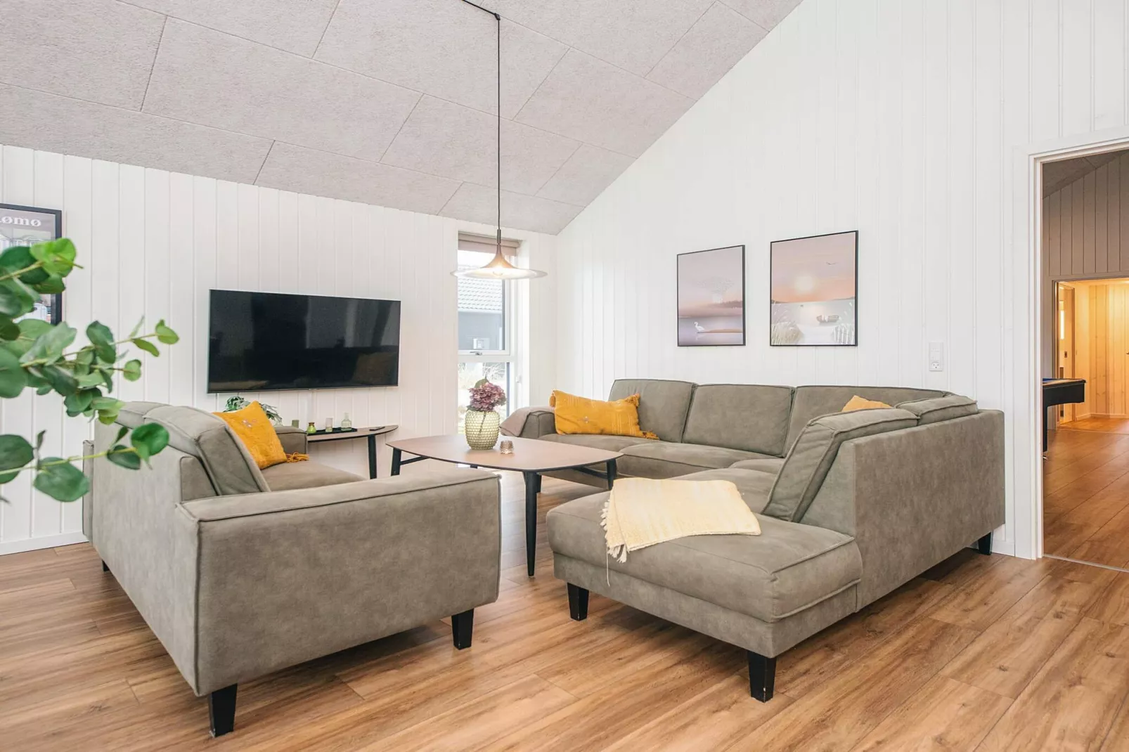 Luxe villa met zwembad -- By Traum Ferienwohnungen-Binnen