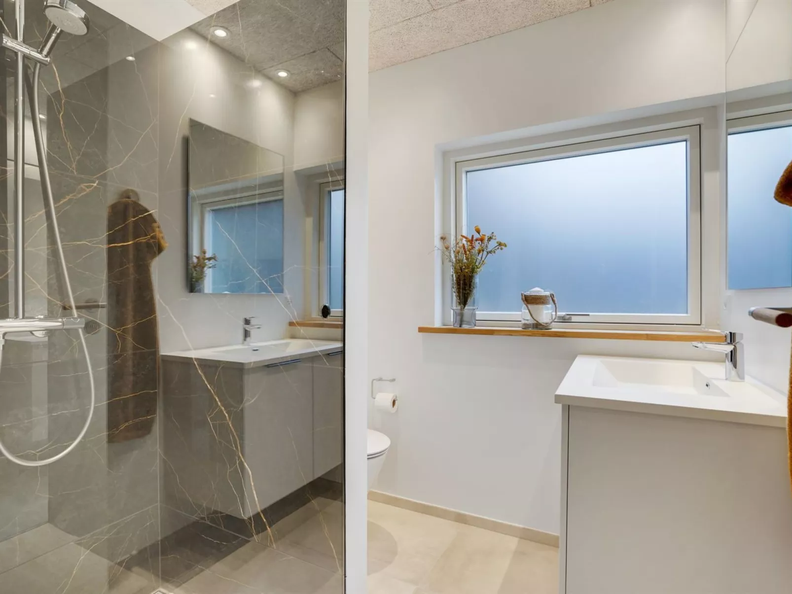 "Menja" - 1.4km from the sea