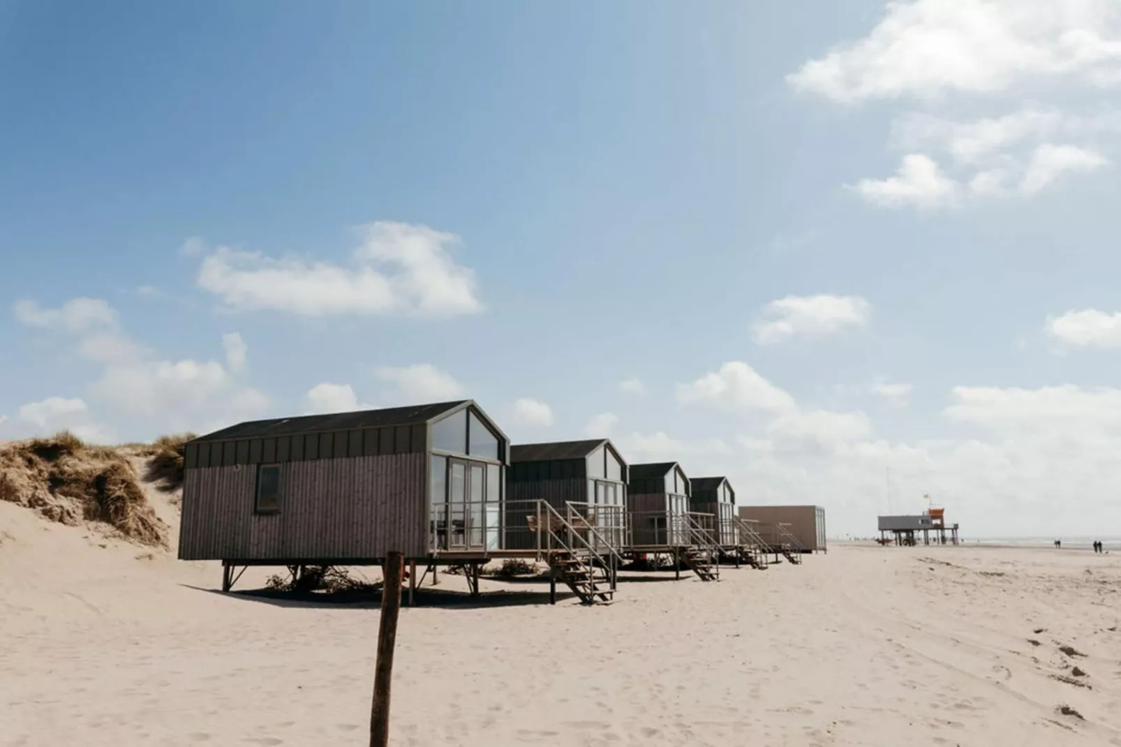 Zeehut Petten - Buitenkant zomer