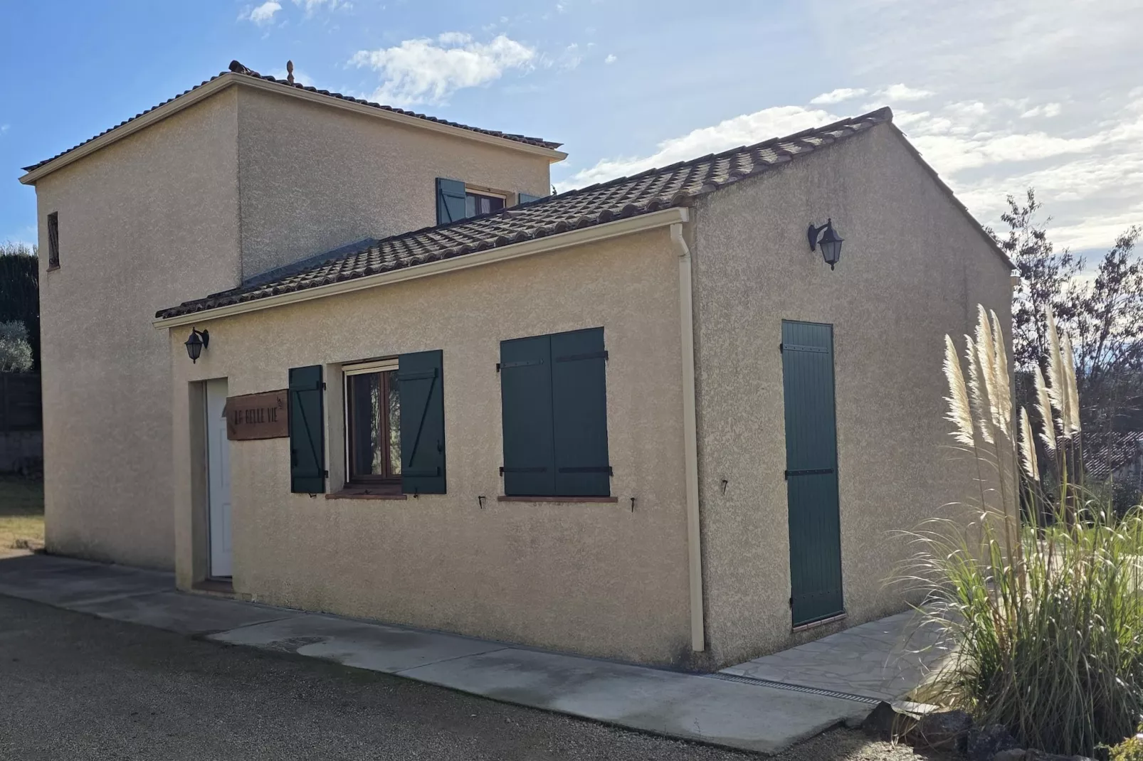 Villa La Belle Vie-Buitenkant zomer