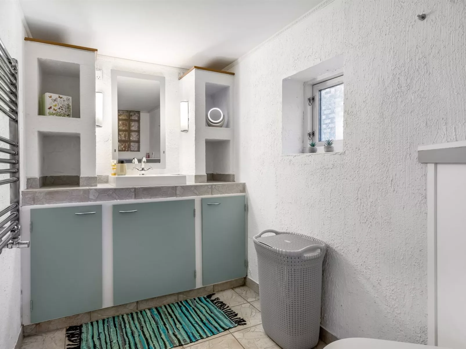 "Yorik" - 1.6km from the sea