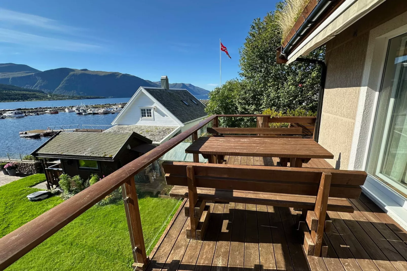 4 sterren vakantie huis in Eidsvåg