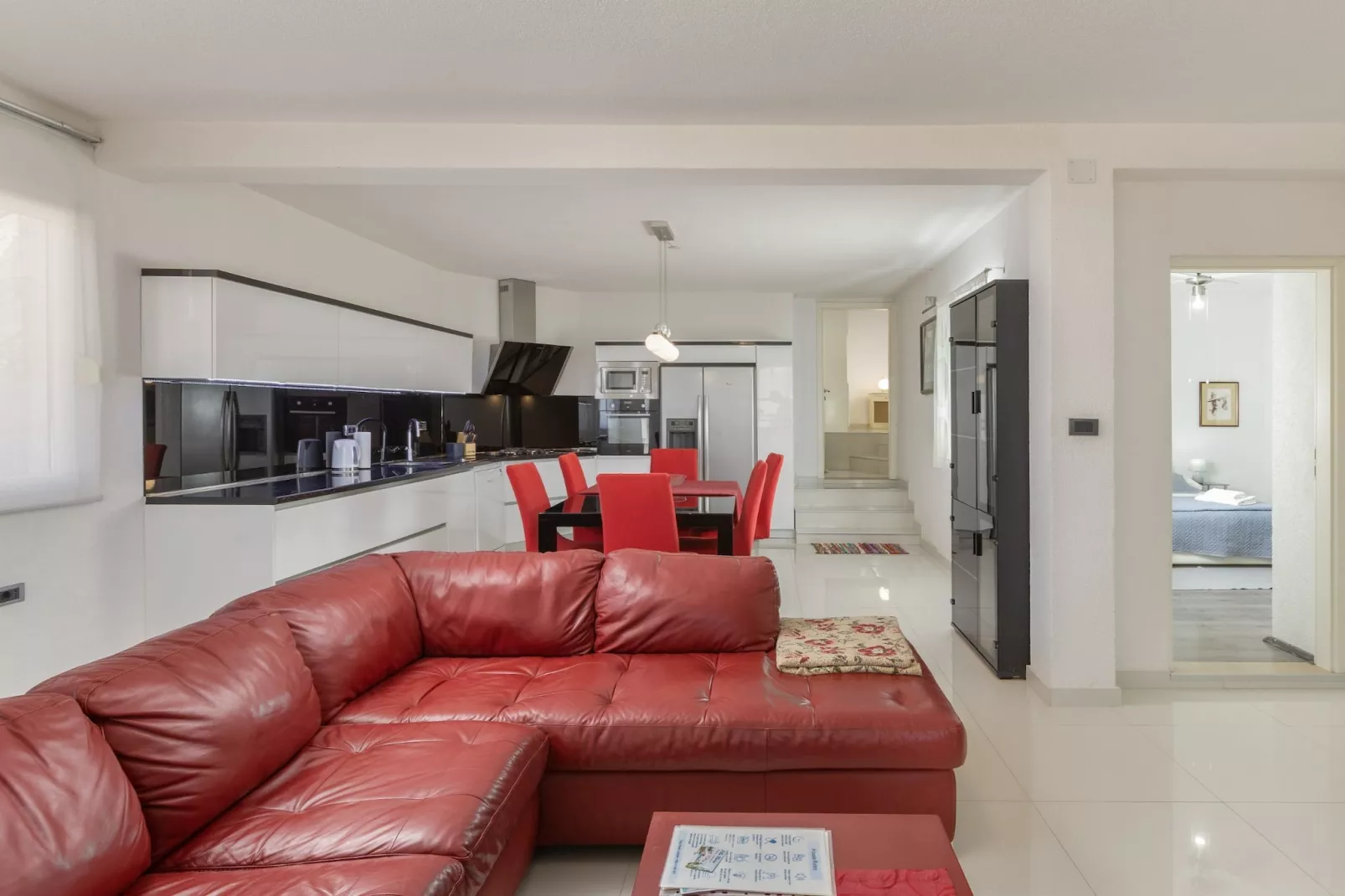 Villa Blanka - Six Bedroom Villa with Swimming Pool and Sea View