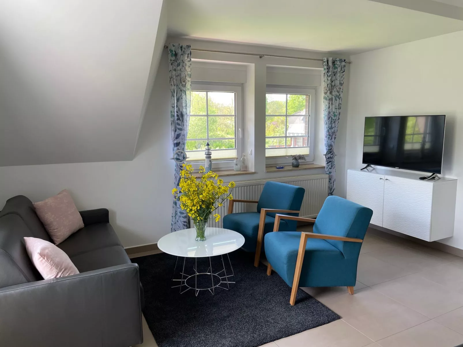 Appartement mit Balkon