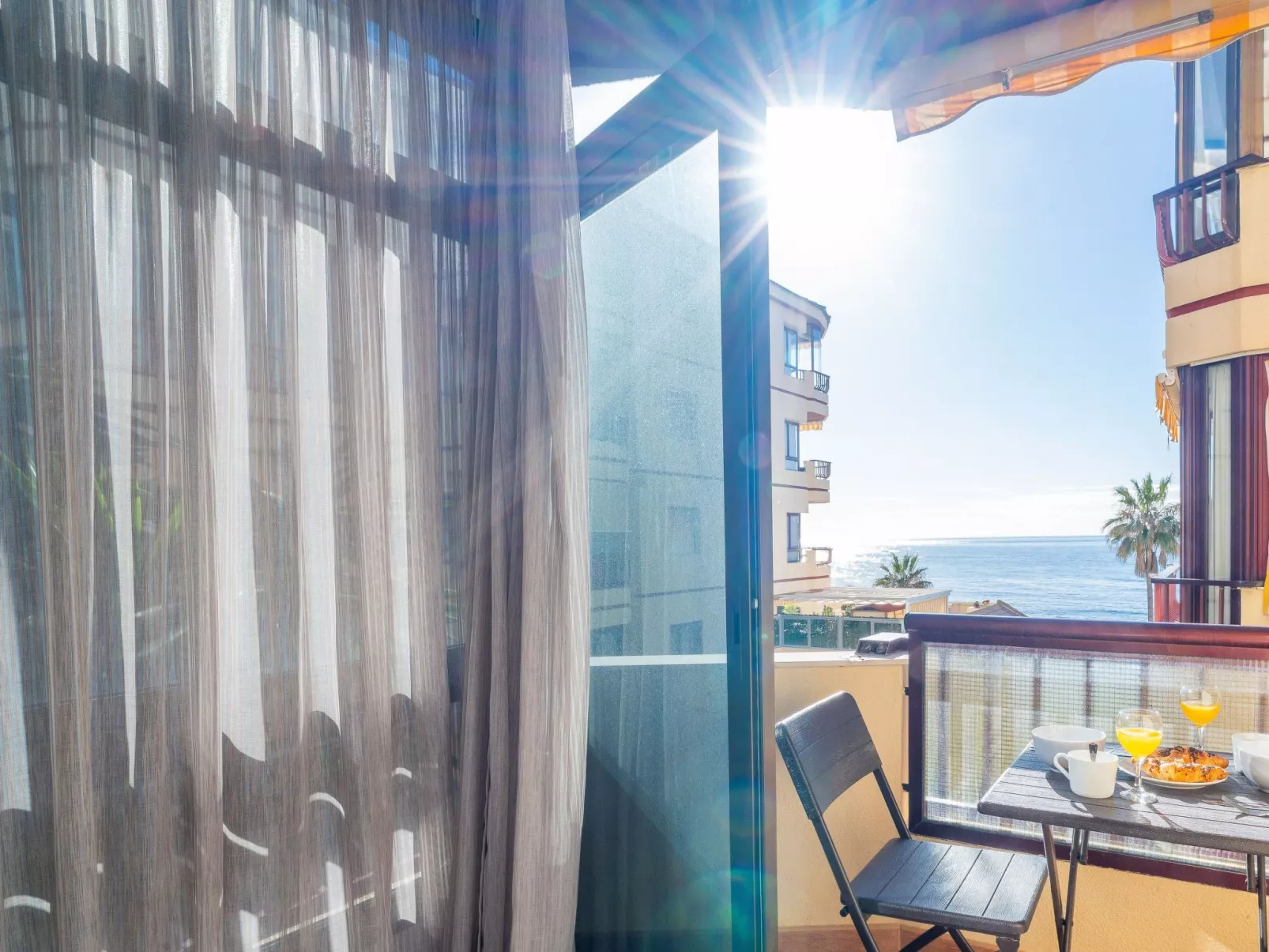 Casa Linda vor dem Strand , Pool, Padel