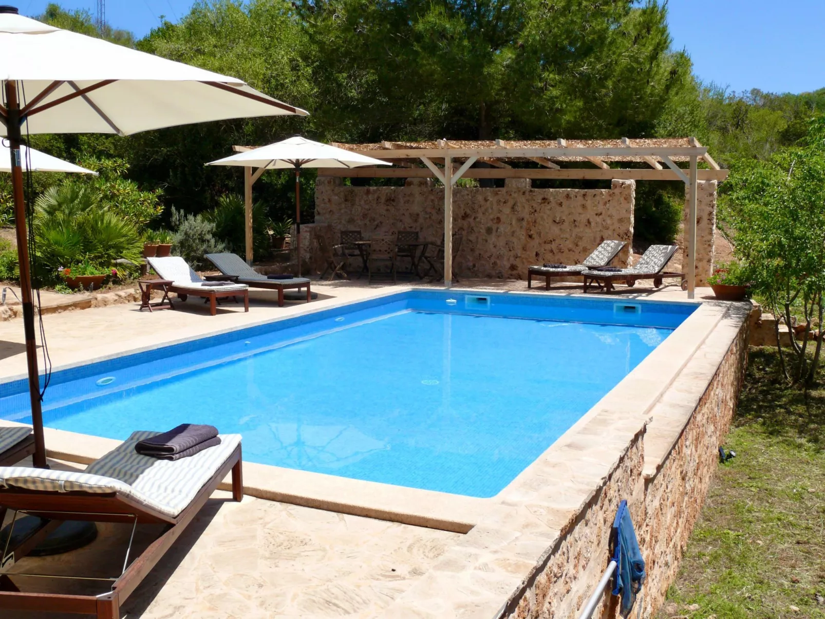 Traumhafte Naturstein-Finca in ruhiger Lage