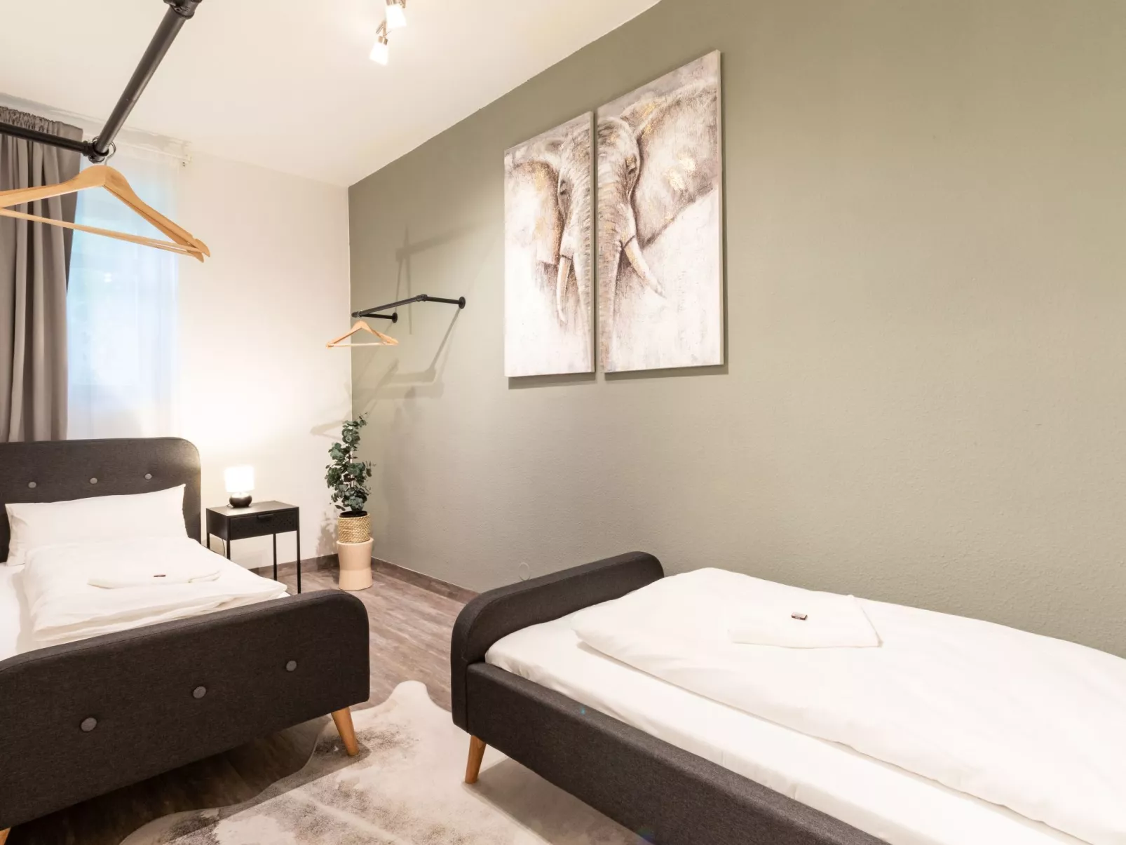 Familienfreundliche Stadt-Oase - 2 Schlafzimmer, 76qm, gratis Kaffee- und Teean