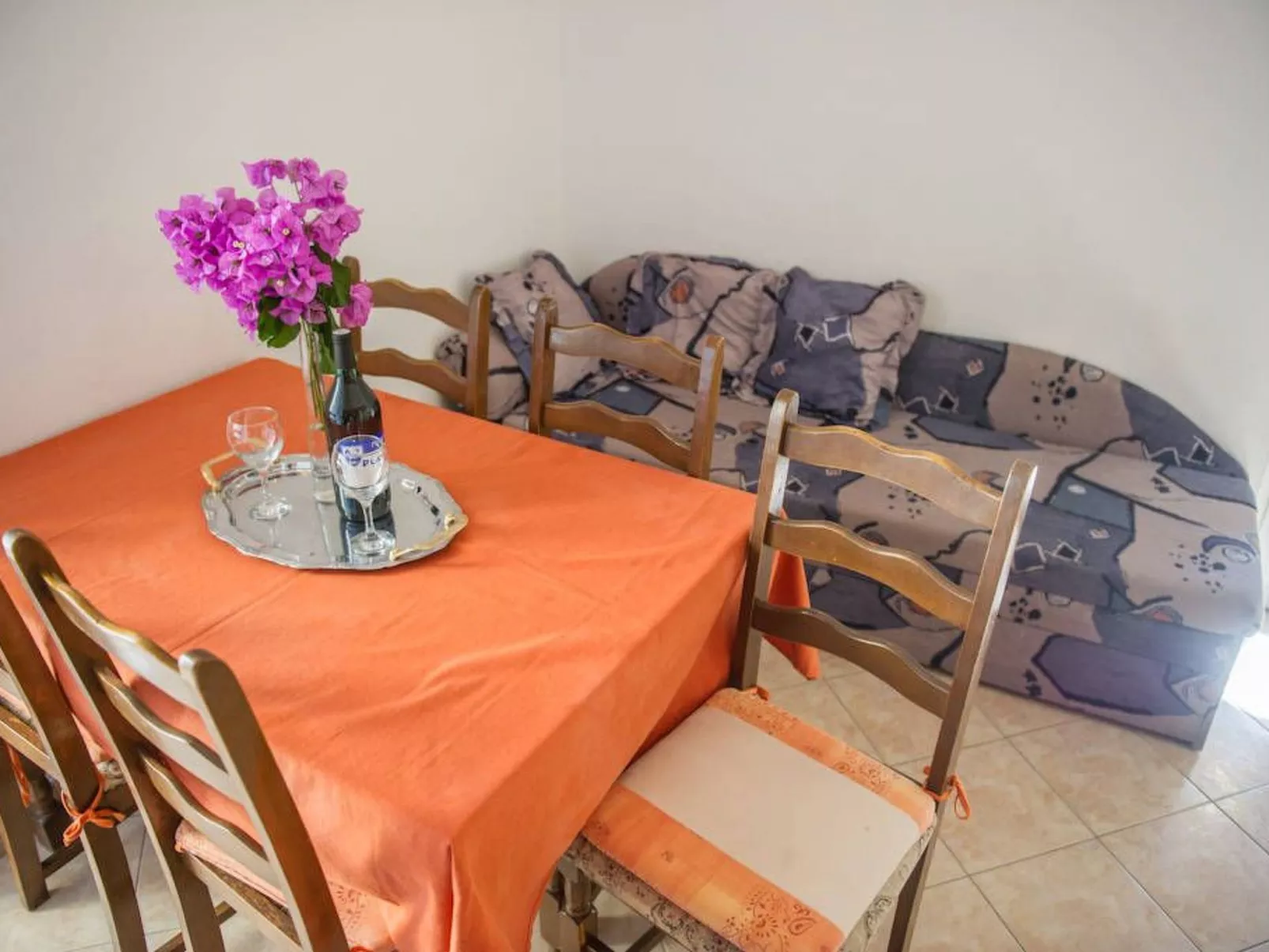 Zdravko 3 für 5 Personen