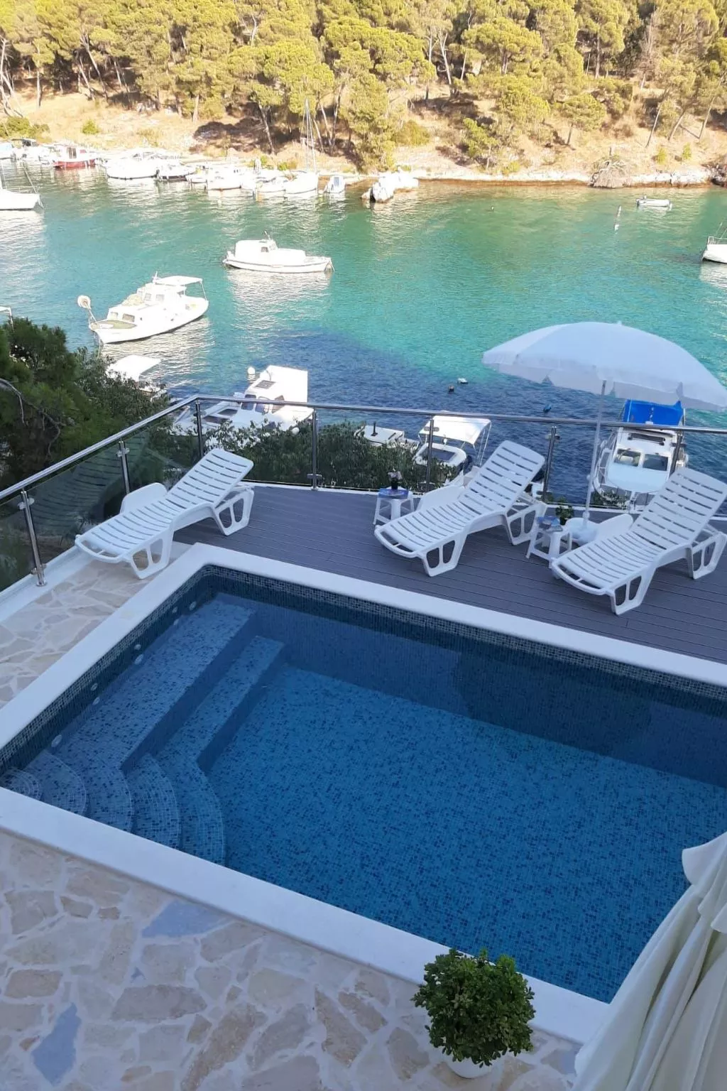 Aurea 3 Modernes Apartment direkt am Meer