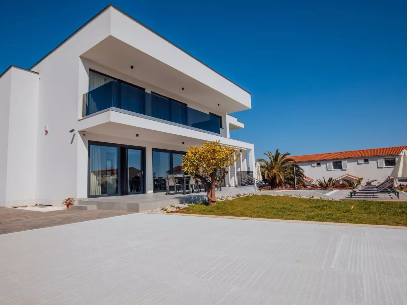 Villa "Andris" mit Garten, Grill und Terrasse