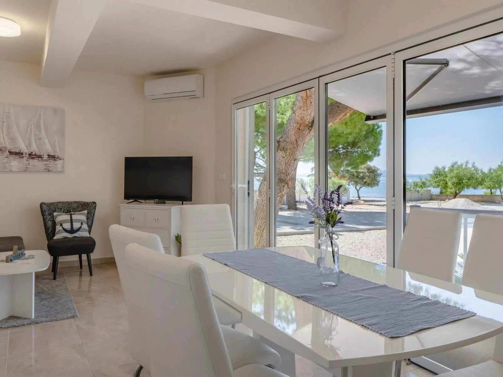 Apartment Sum mora 4