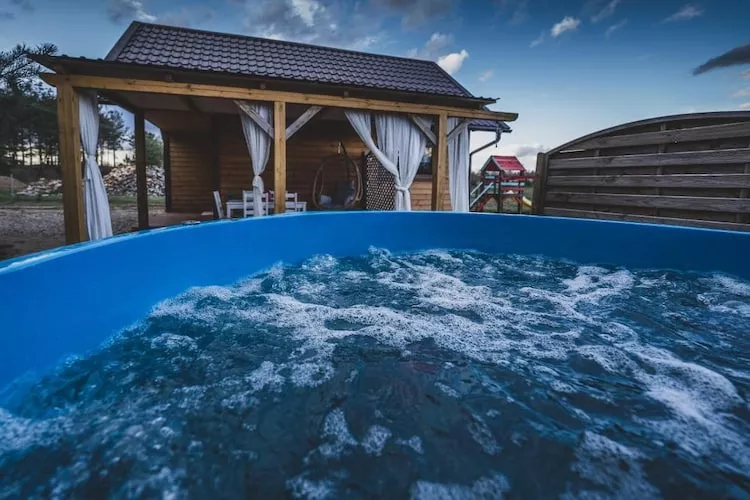 Domek wakacyjny LUX dla max 6 osób w Bałachach - Spa