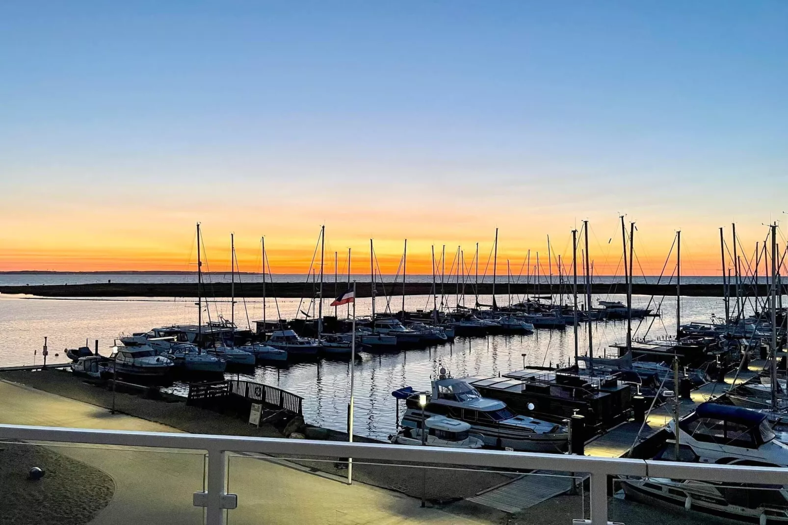 Appartement panoramisch uitzicht op de jachthaven - Waterzicht