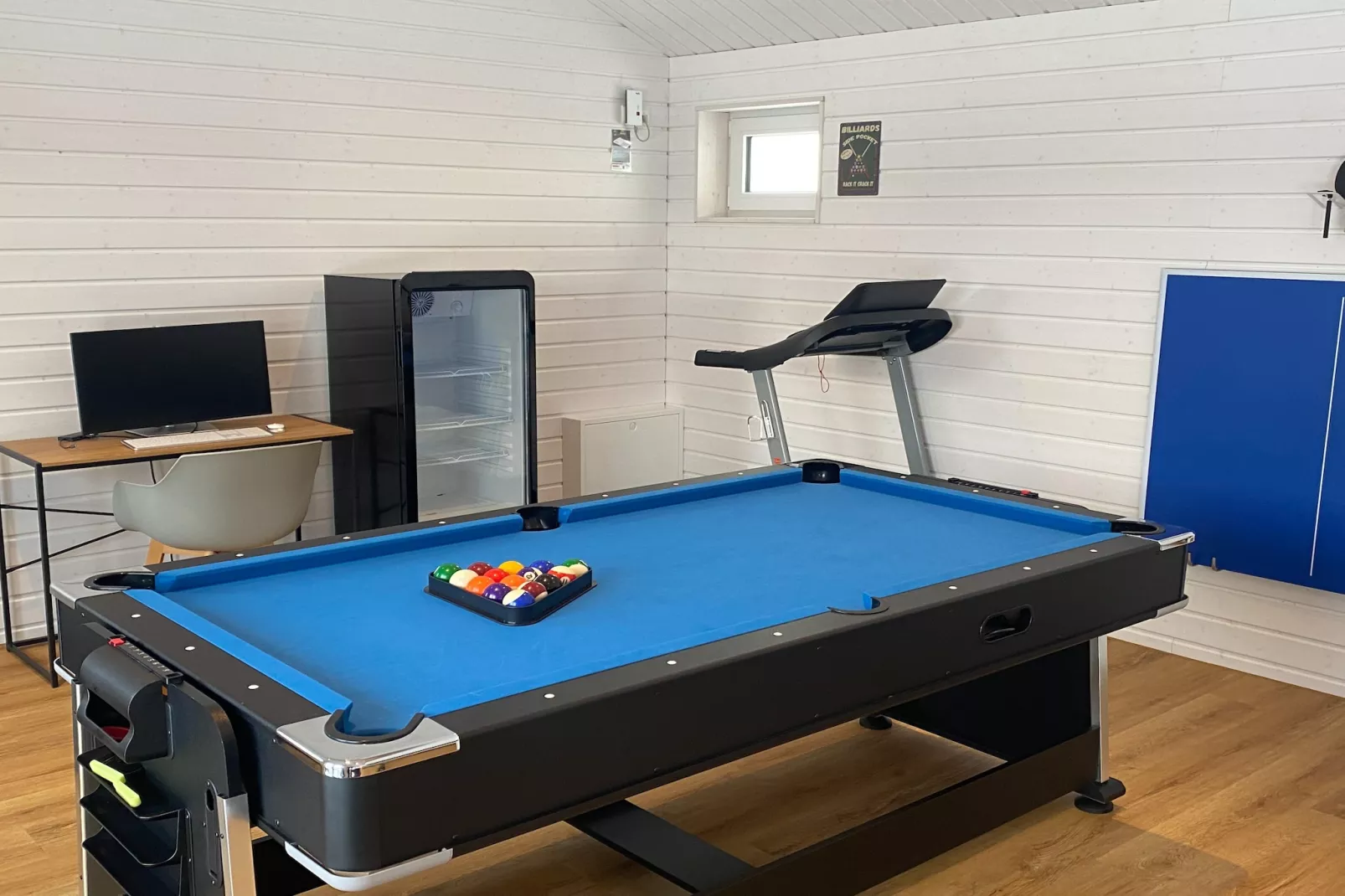 Poolhaus 140 qm-Recreatieruimte